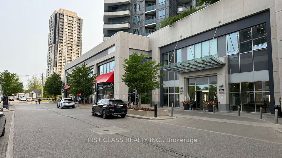 7171 Yonge Street