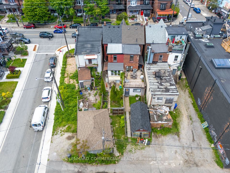 1157 Davenport