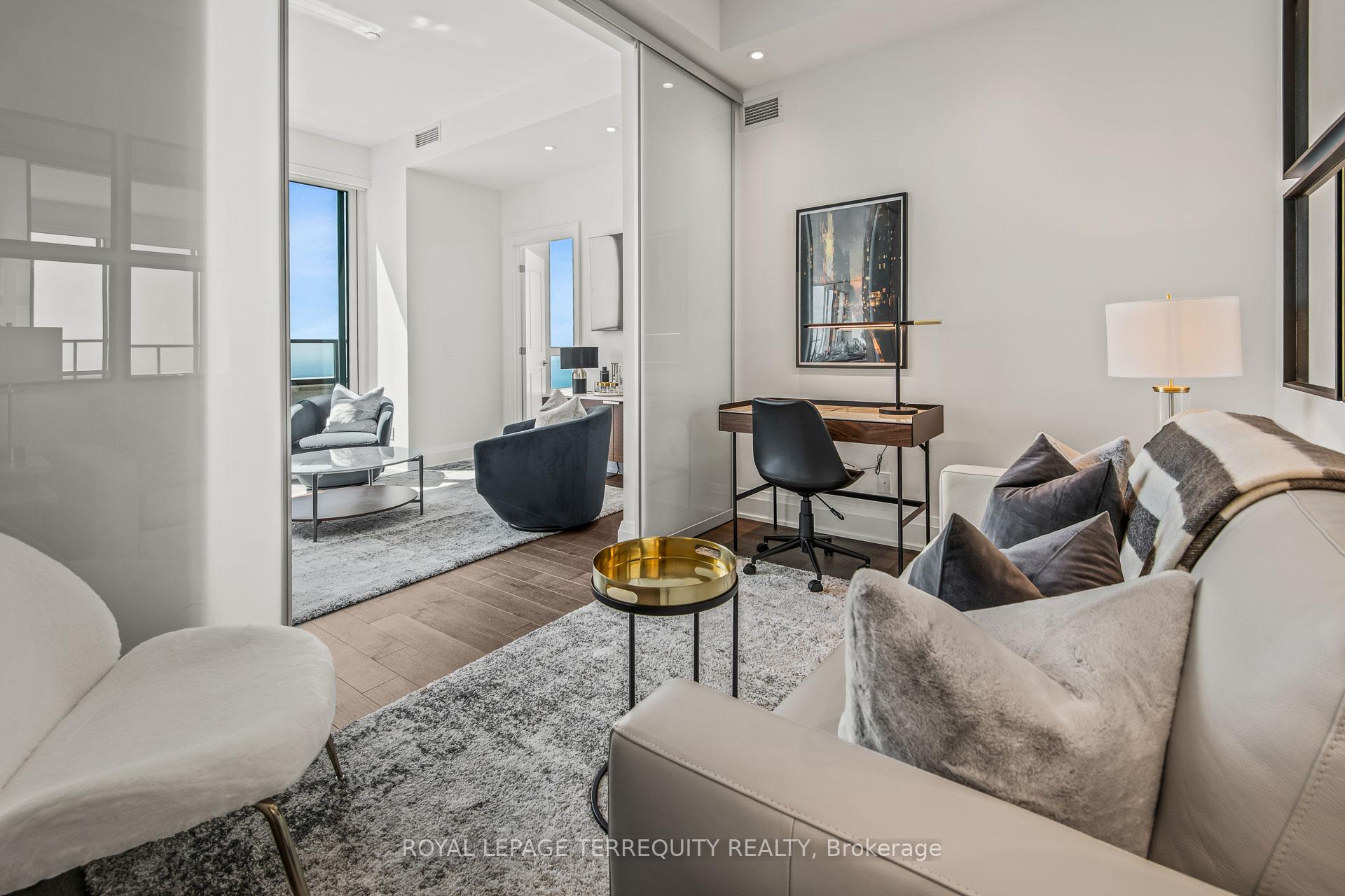 3 Bedrooms Condo at 1928 Lake Shore, Toronto For sale