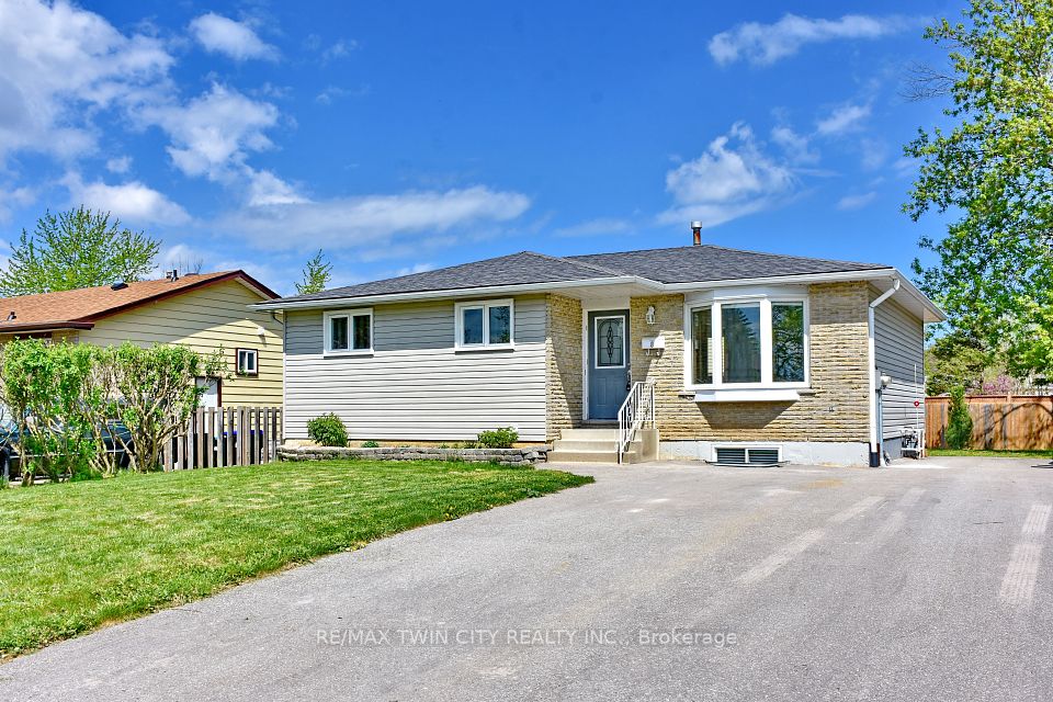 8 Rhonda Road