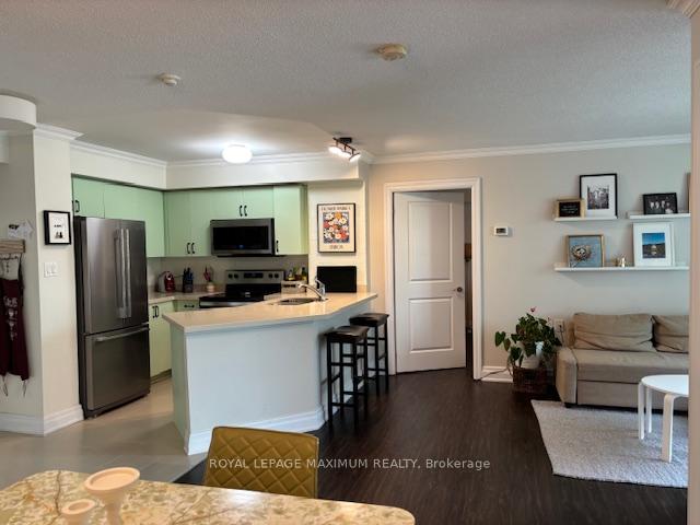 2 Bedrooms Condo at 920 Sheppard, Toronto For sale