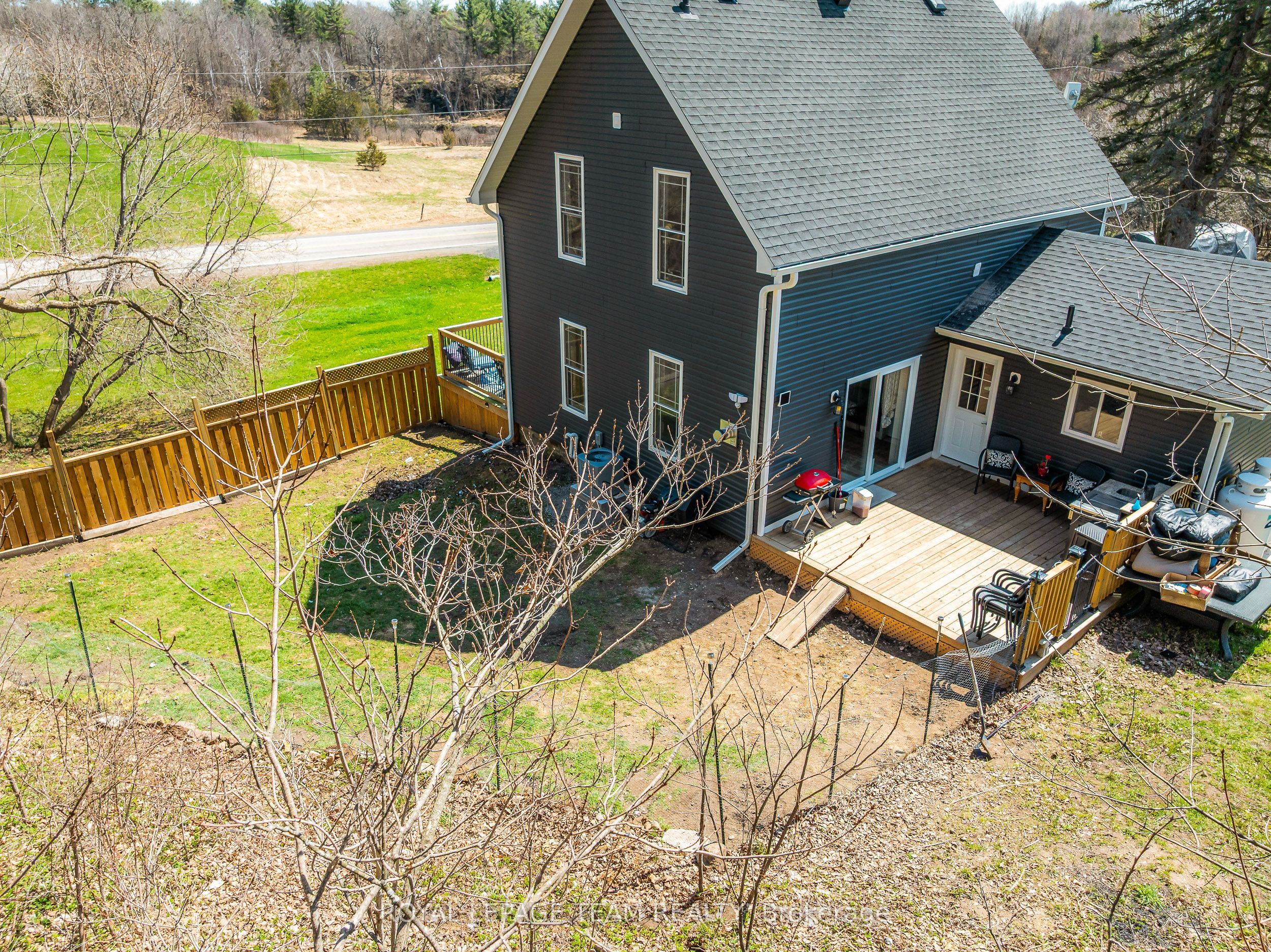 150 Quabbin Road, Leeds & the Thousand Islands, ON K0E 1R0