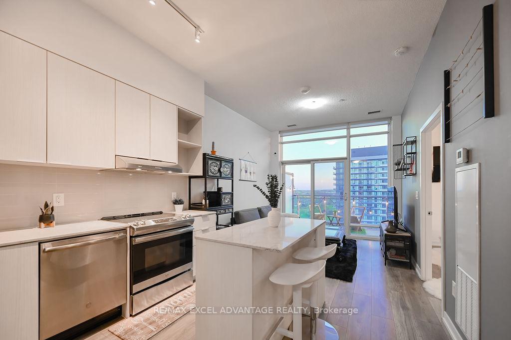 2 Bedrooms Condo at 2520 Eglinton, Mississauga For sale