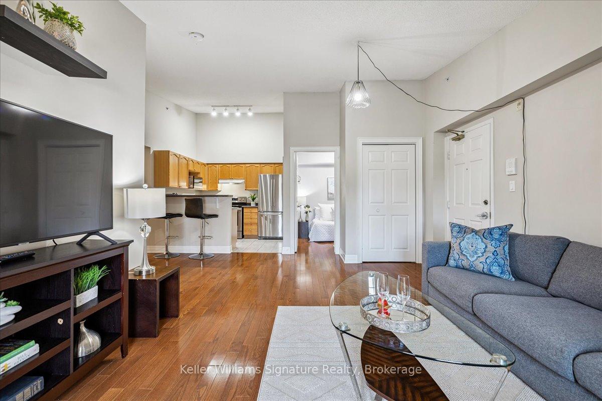 1 Bedroom Condo at 1470 Bishops, Oakville For sale