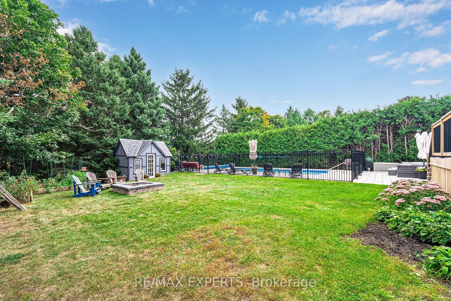 37 Erinlea Crescent