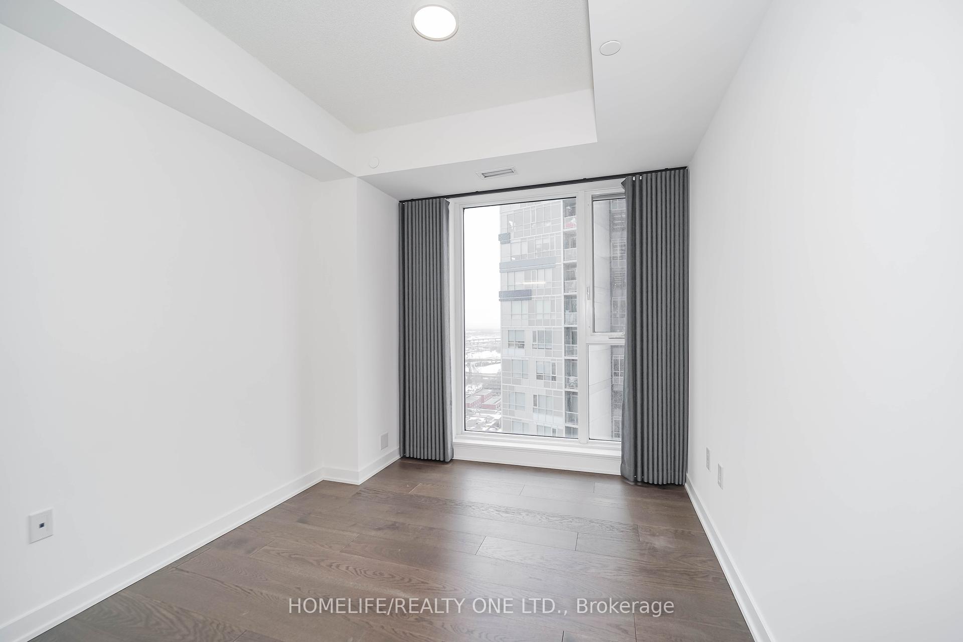 4 Bedrooms Condo at 130 River, Toronto For sale