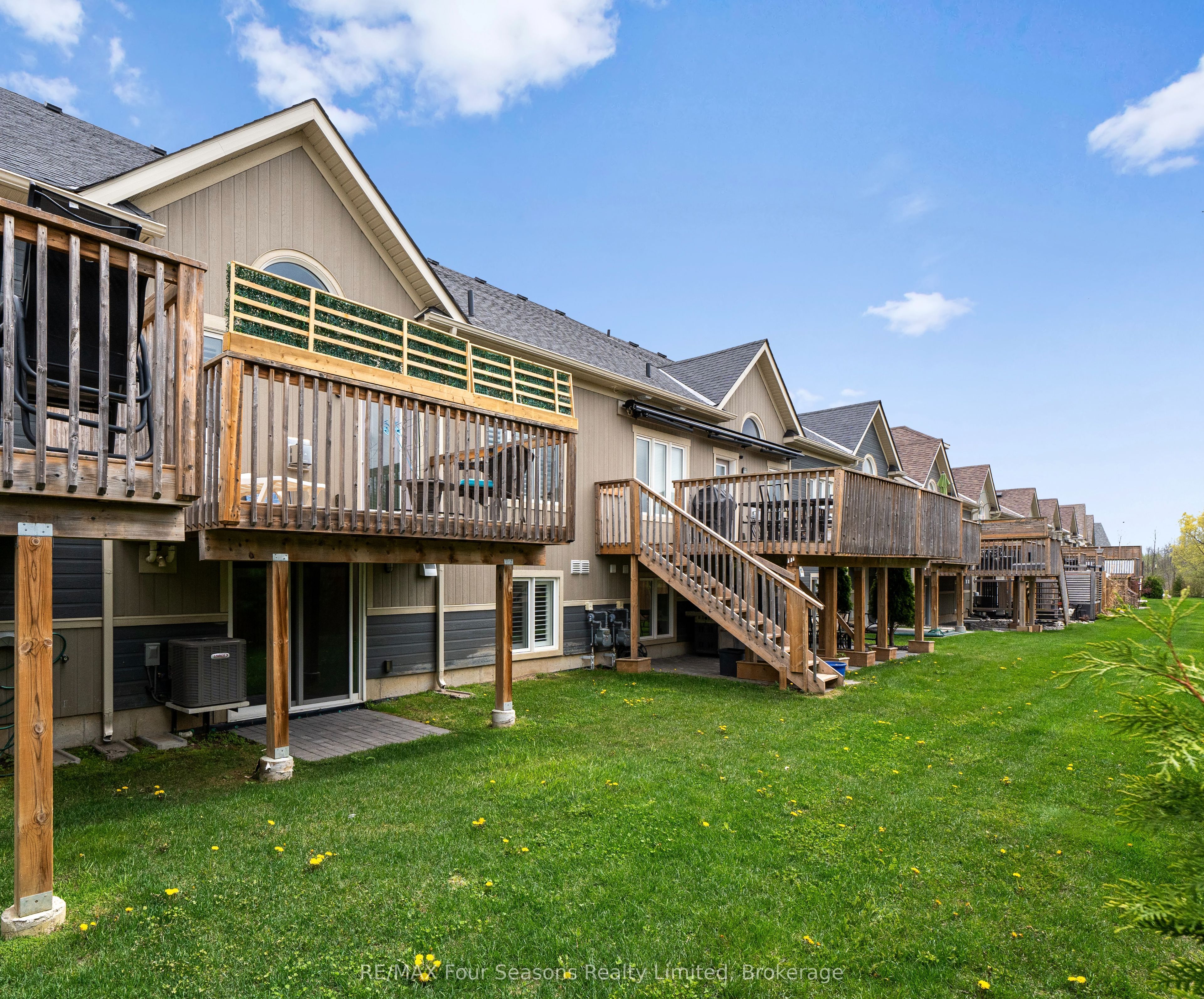16 Kari Crescent, #24
