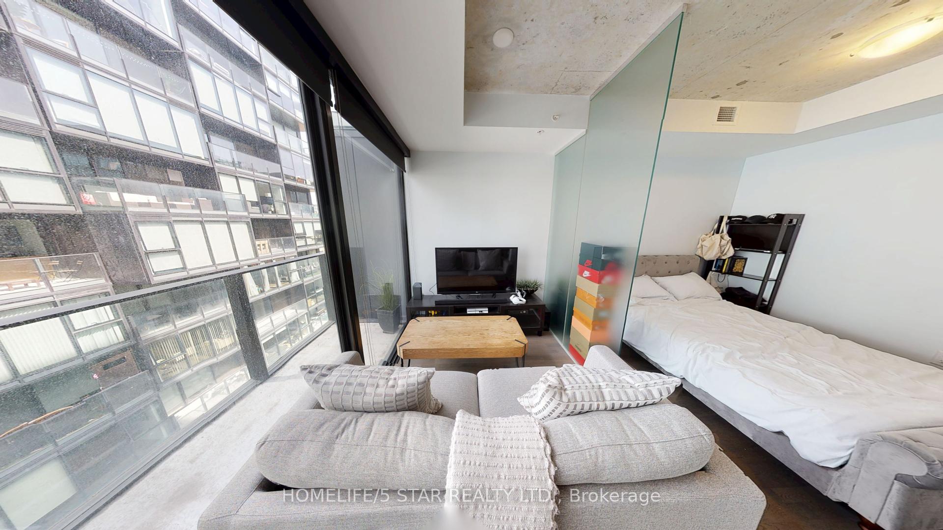 1 Bedroom Condo at 38 Stewart, Toronto For sale