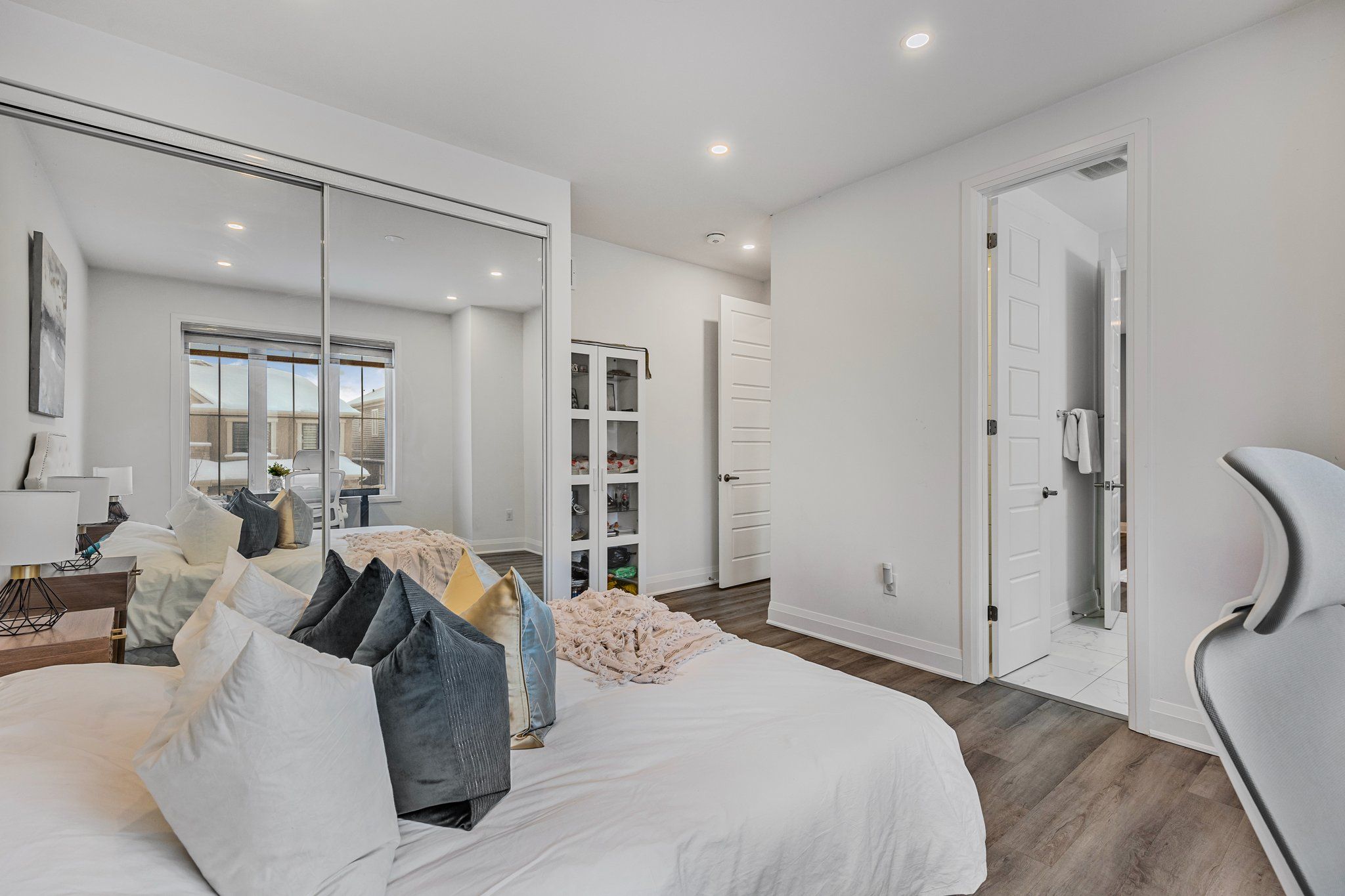 1411 Lobelia Crescent
