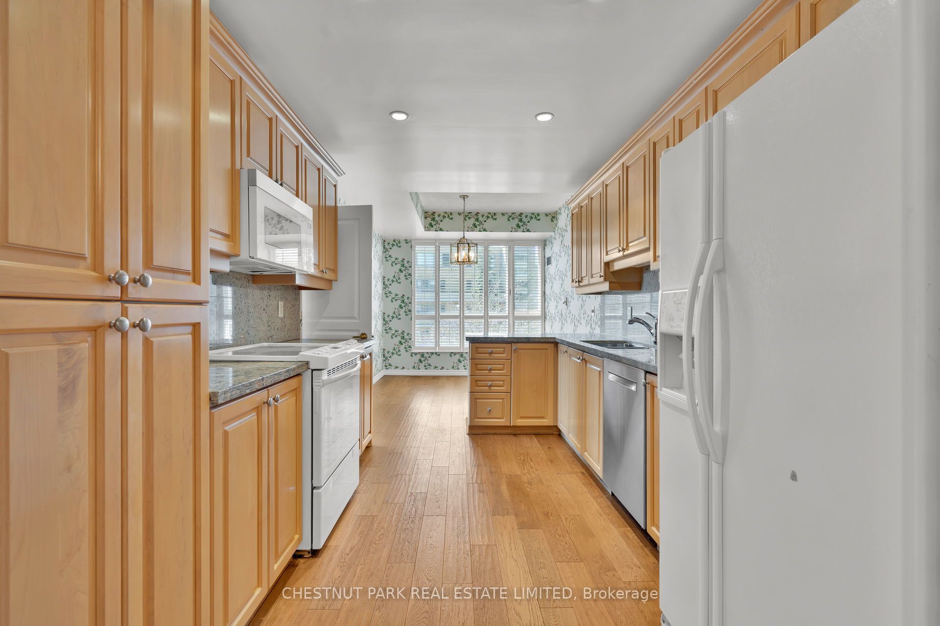 #312 - 2662 Bloor Street, Toronto, ON M8X 2Z7