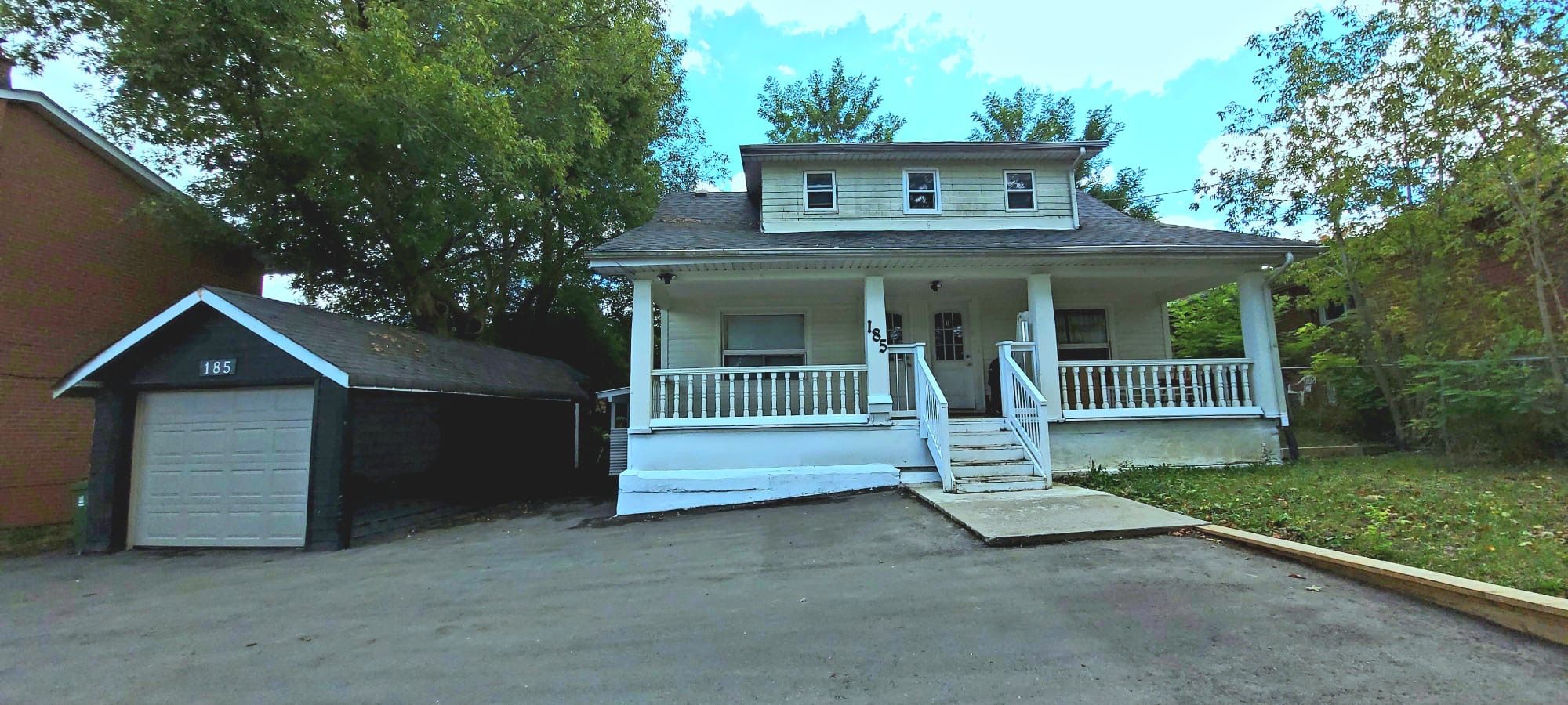 185 Steeles Avenue Toronto C14 Ontario M2M 3Y6