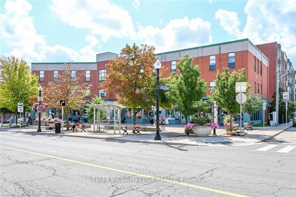 2 Bedrooms Condo at 2 King,  Hamilton For sale