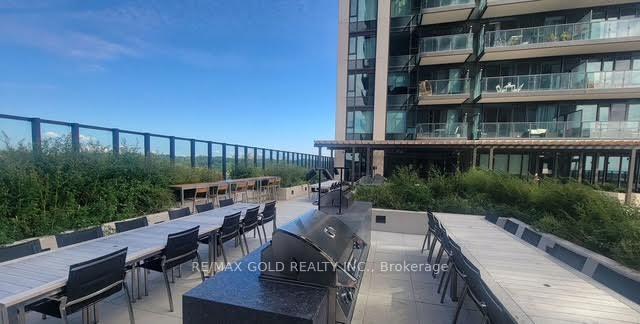 3 Bedrooms Condo at 1928 Lakeshore, Toronto For sale
