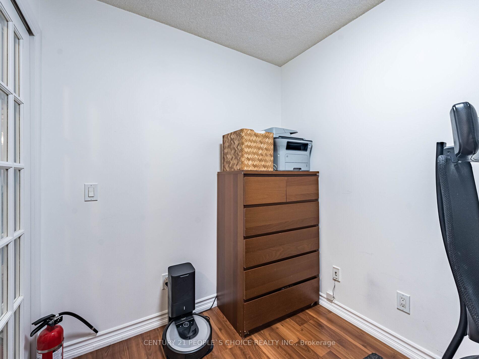 3 Bedrooms Condo at 5233 Dundas, Toronto For sale