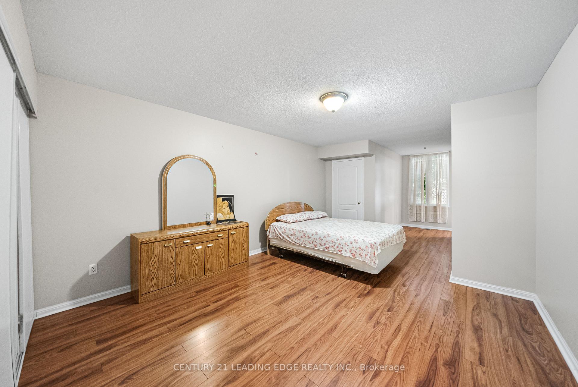 2 Bedrooms Condo at 101 Grandview, Toronto For sale