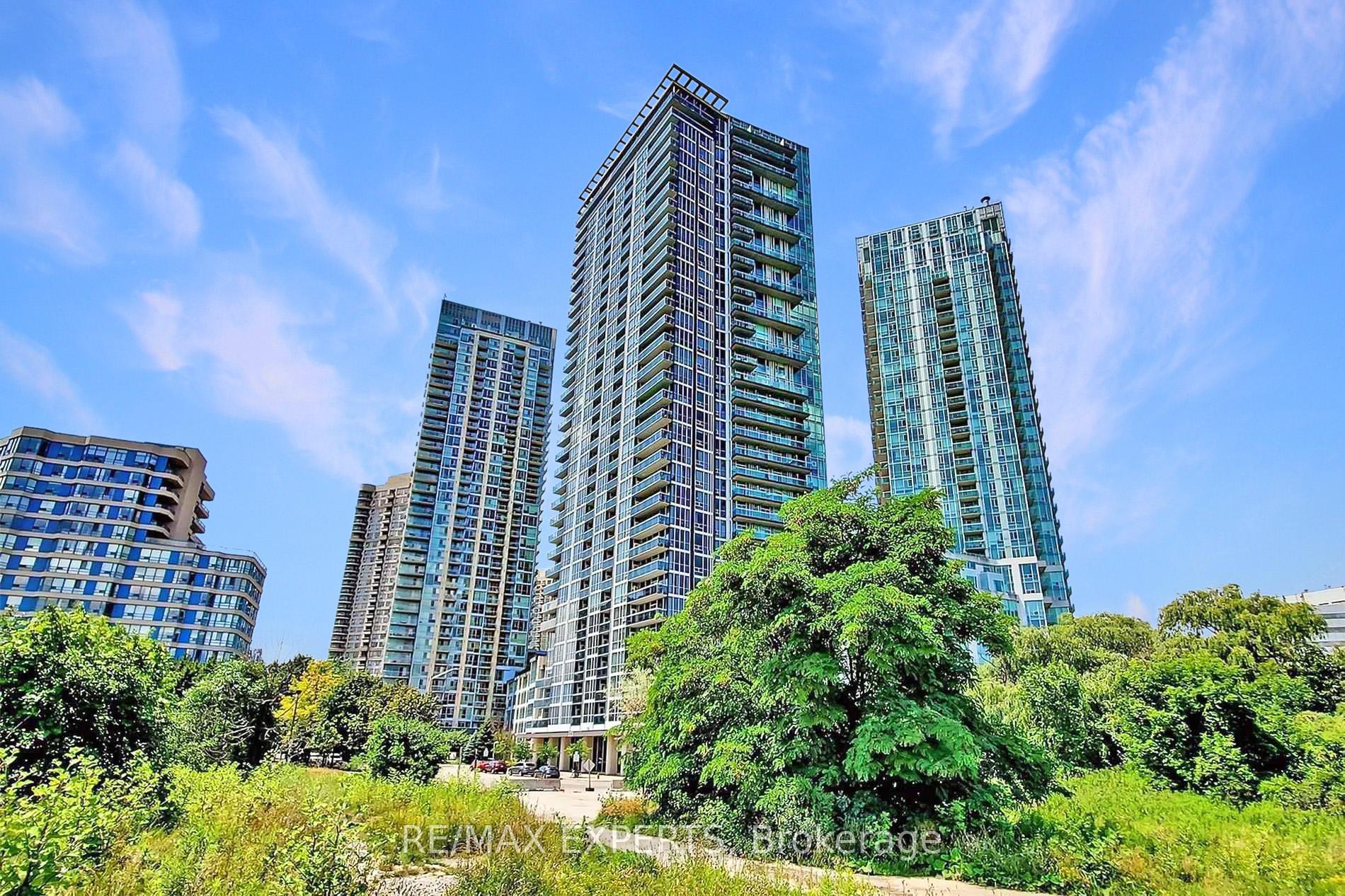 1 Bedroom Condo at 223 Webb, Mississauga For sale