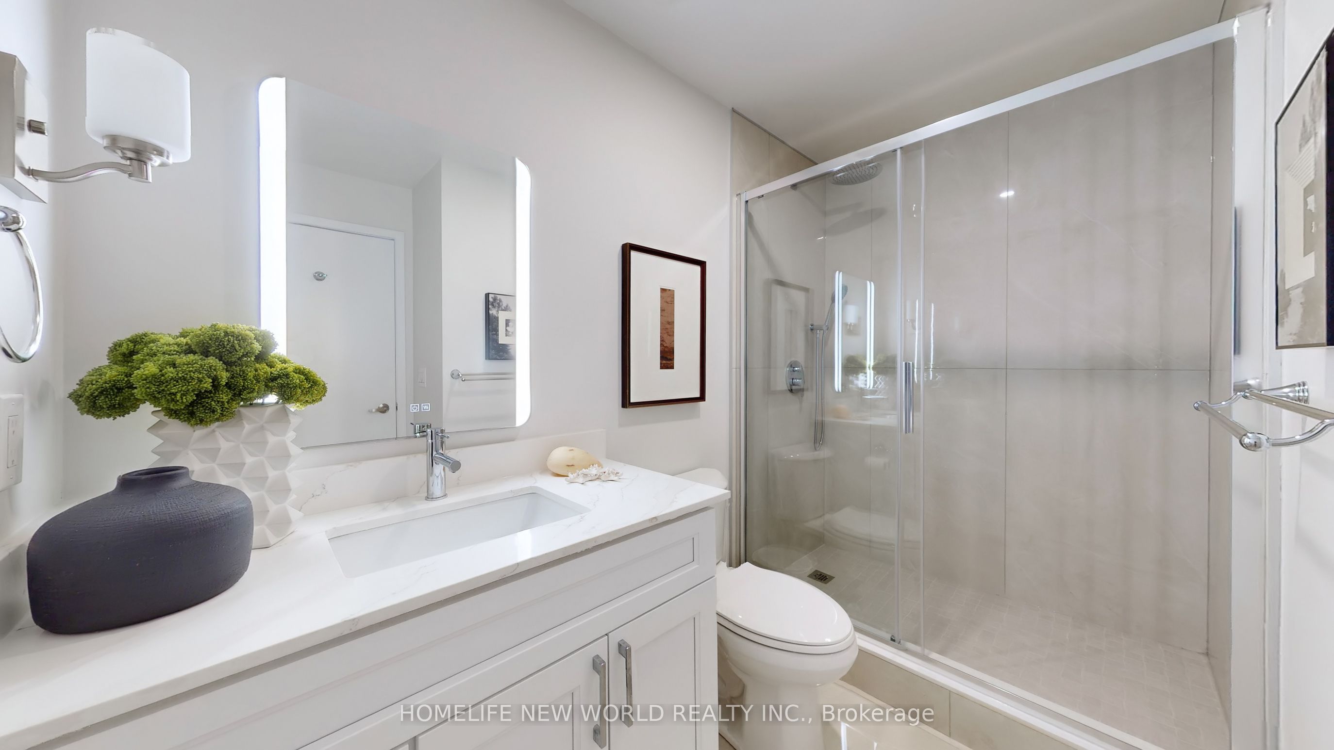 25 Telegram Mews, #5106