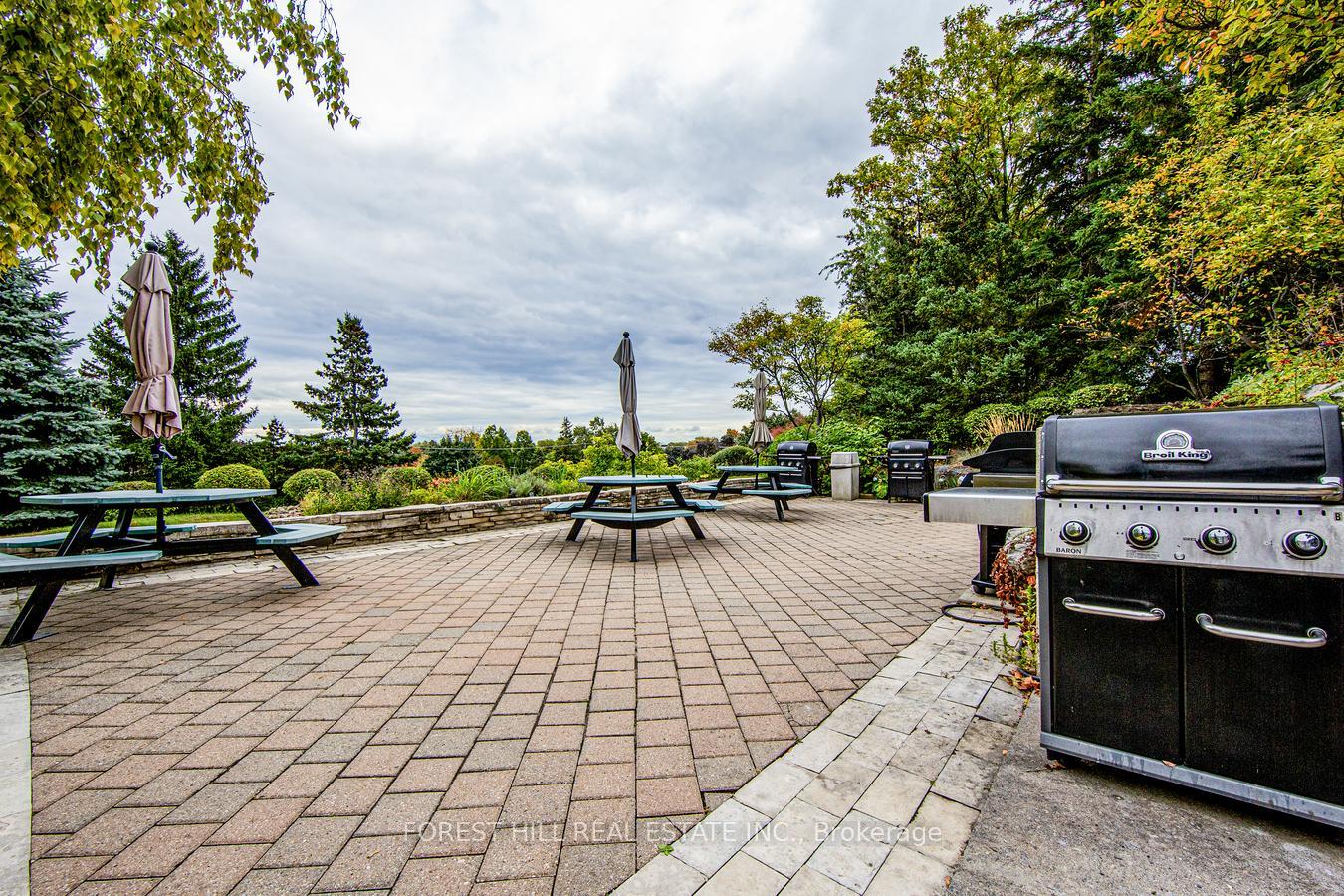 1 Bedroom Condo at 10 Guildwood, Toronto For sale