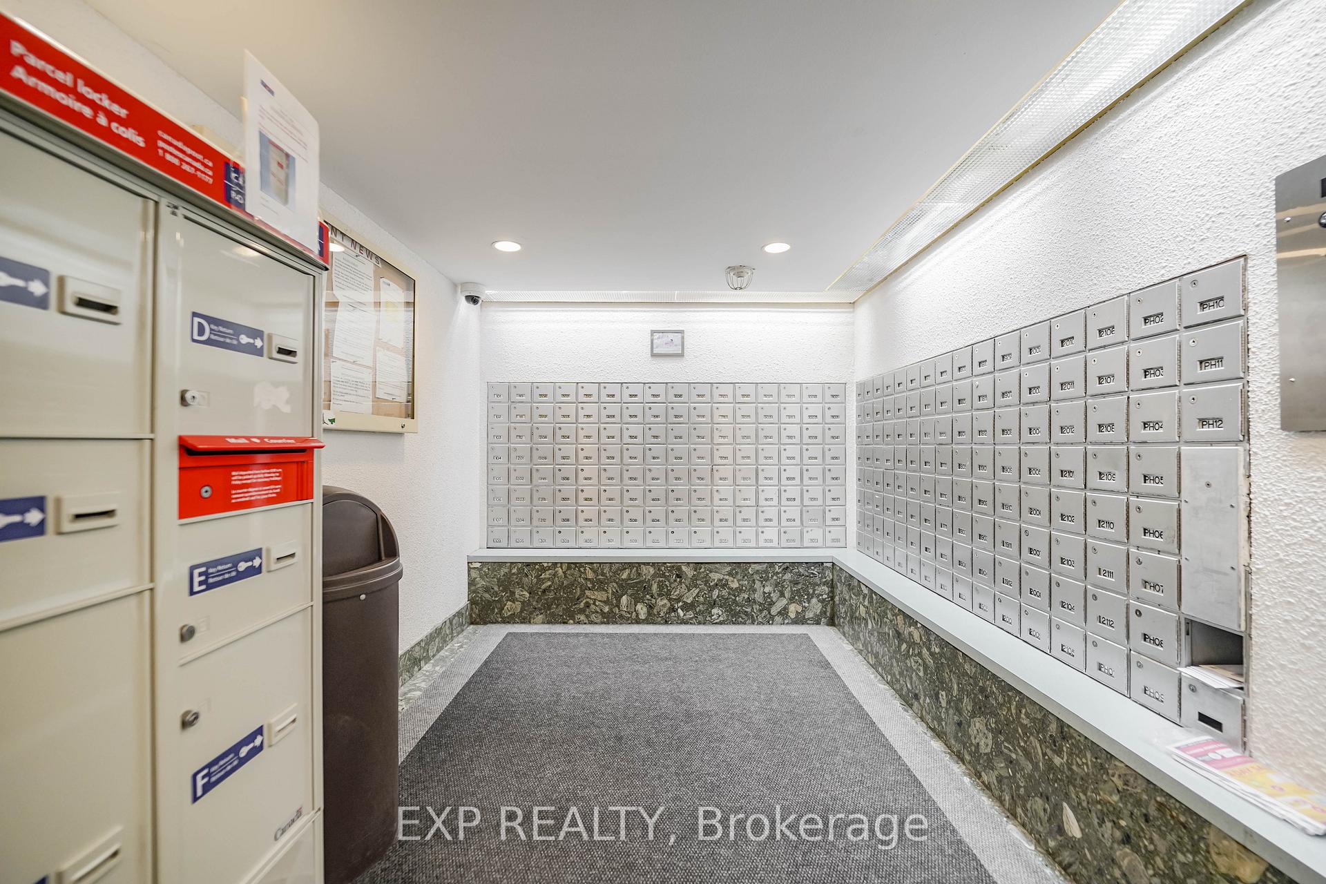 2 Bedrooms Condo at 236 Albion, Toronto For sale