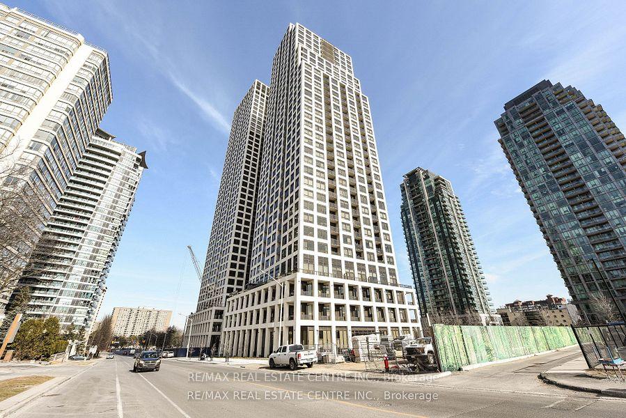 2 Bedrooms Condo at 36 Elm, Mississauga For sale