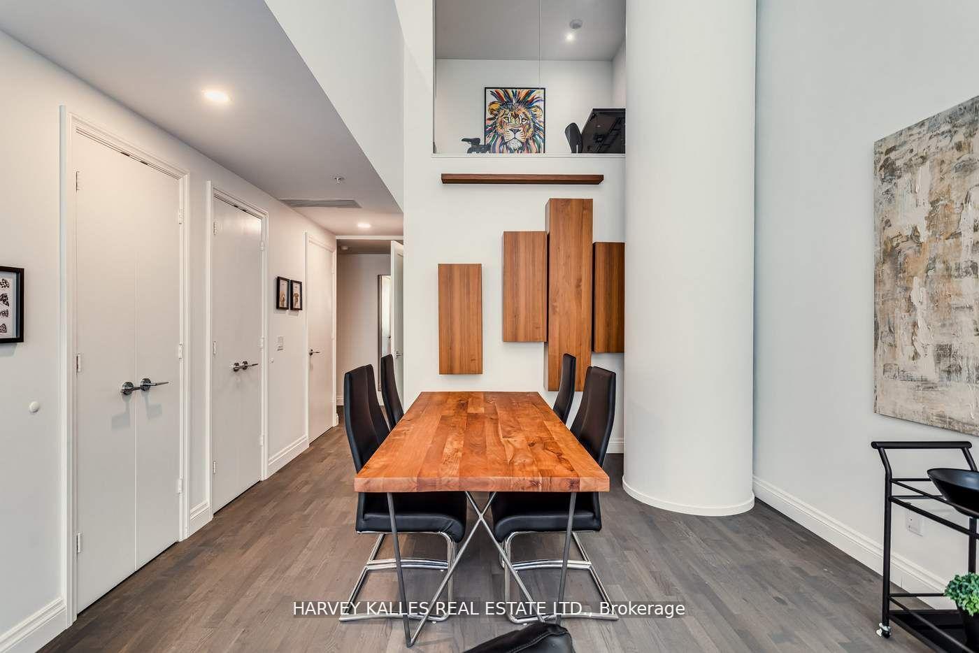 4 Bedrooms Condo at 101 Charles, Toronto For sale