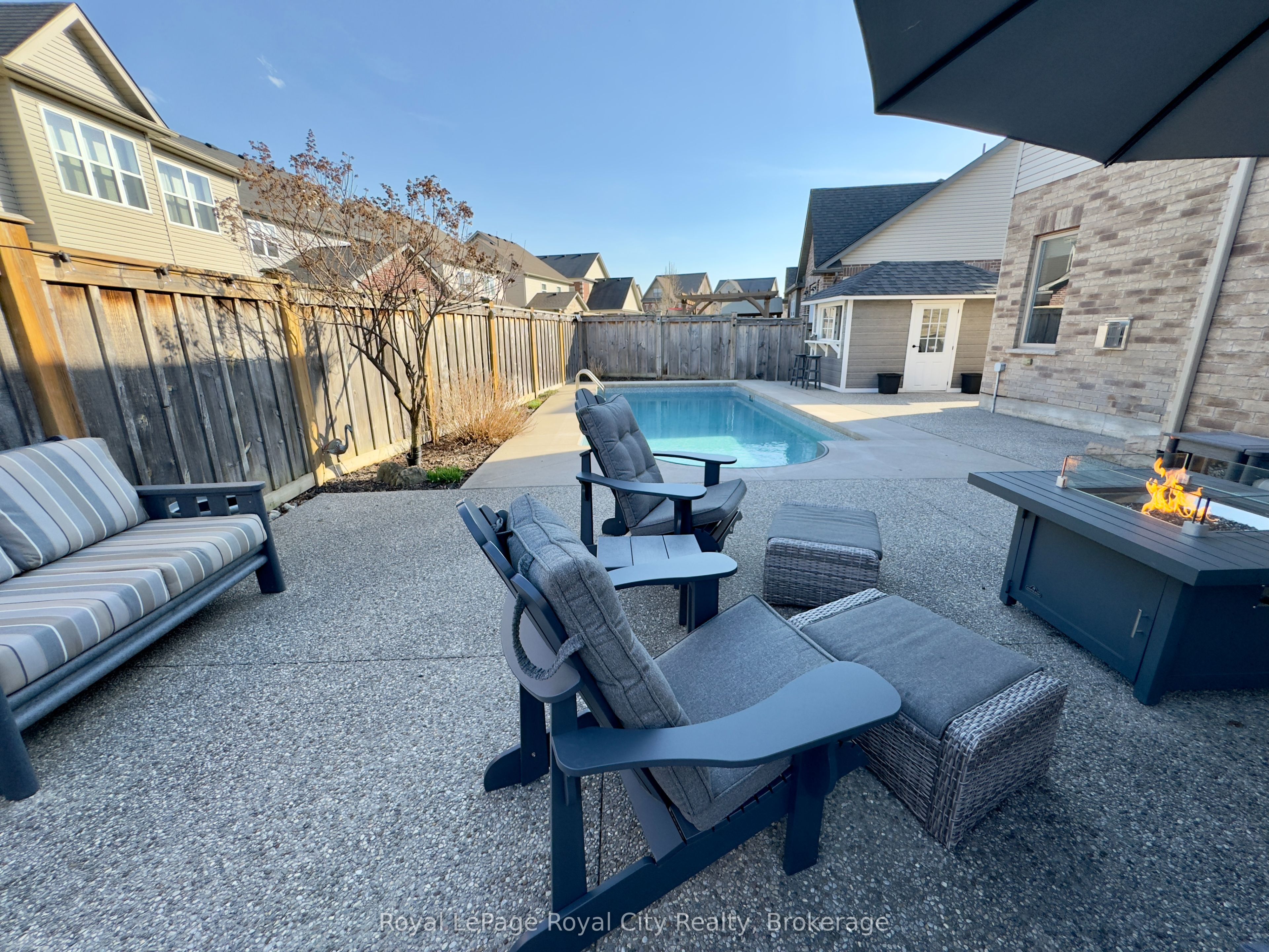 213 Tremaine Crescent