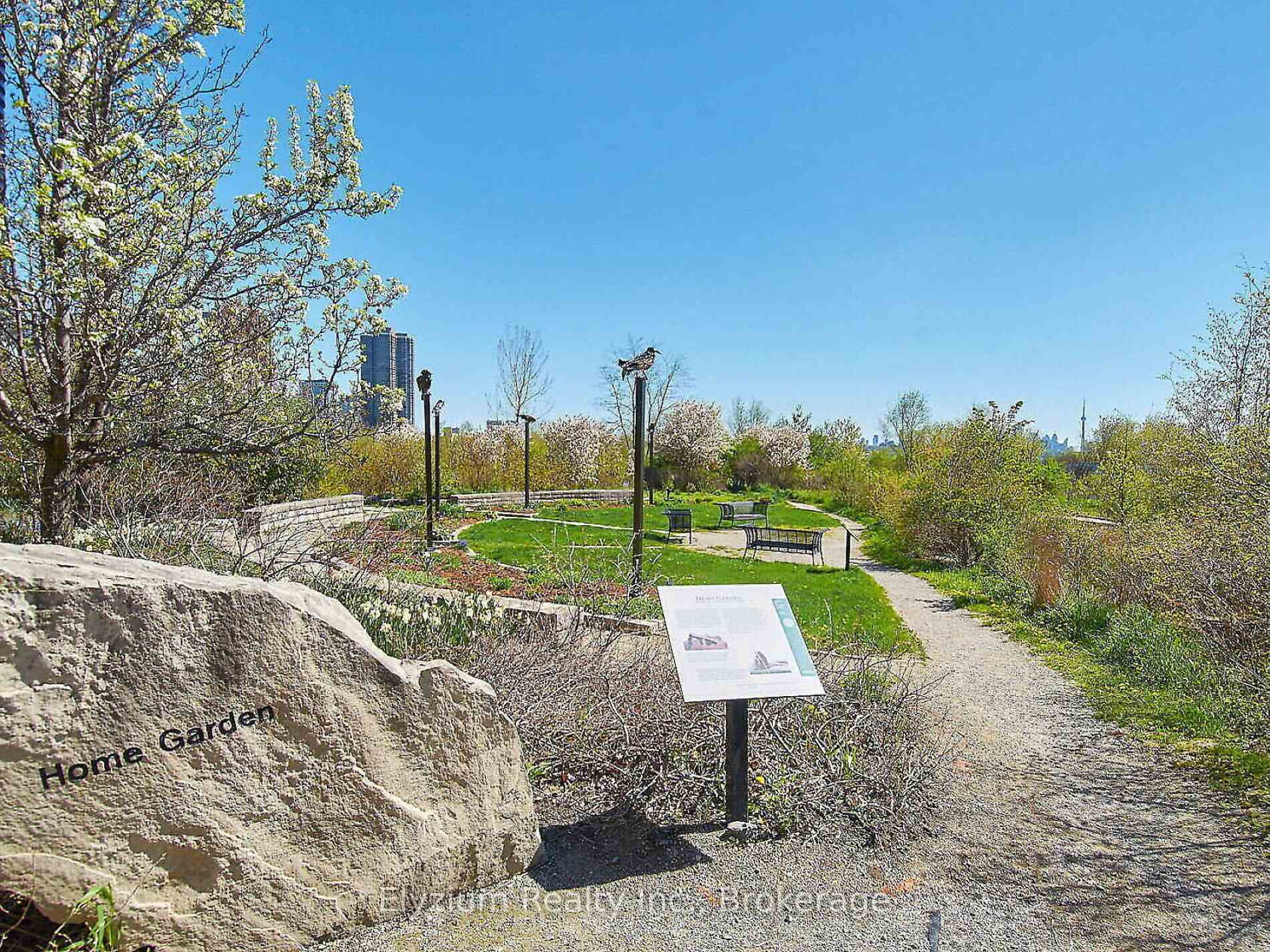 1 Bedroom Condo at 65 Annie Craig,  Toronto For sale