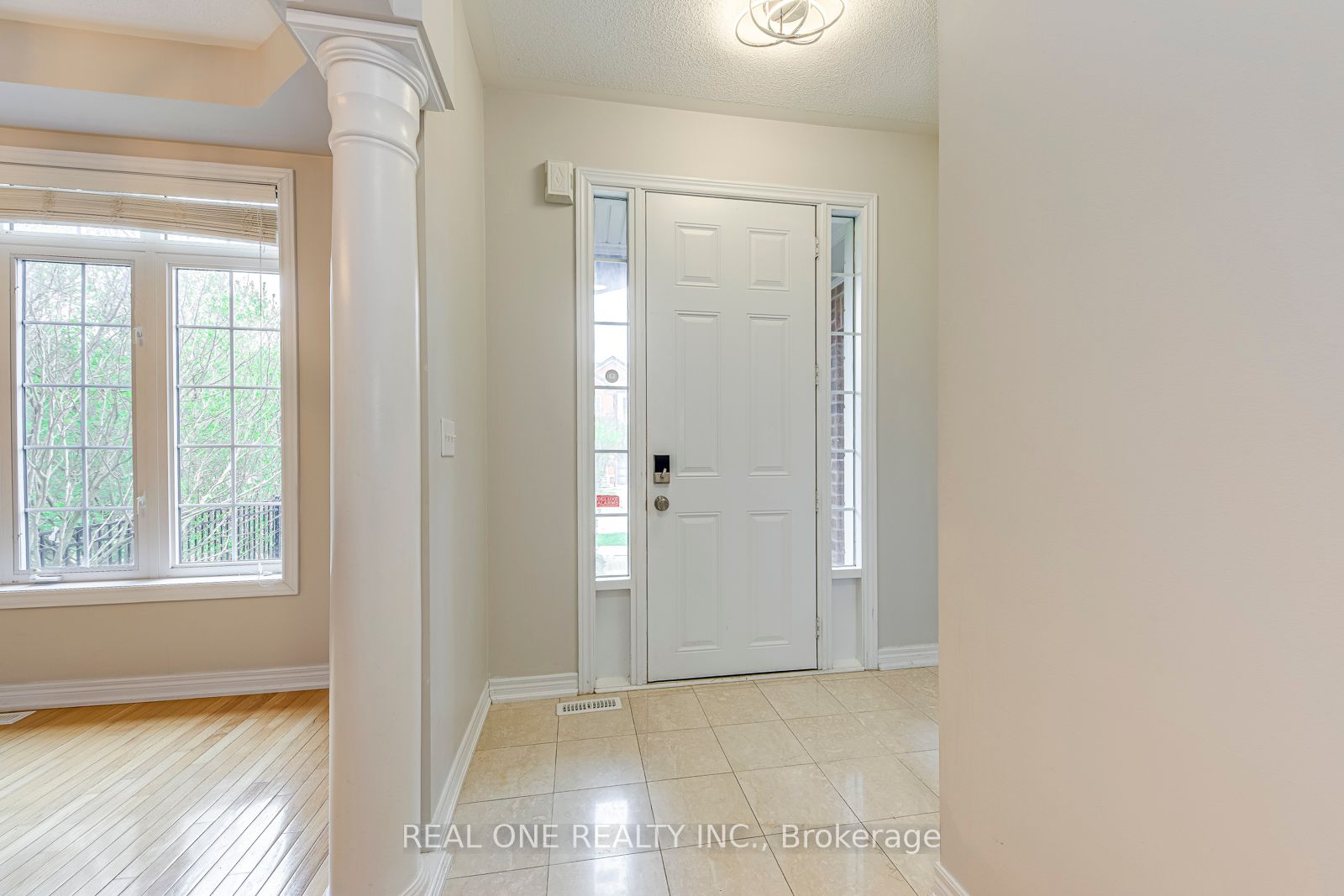 3768 Nightstar Drive, Mississauga, ON L5M 8A7