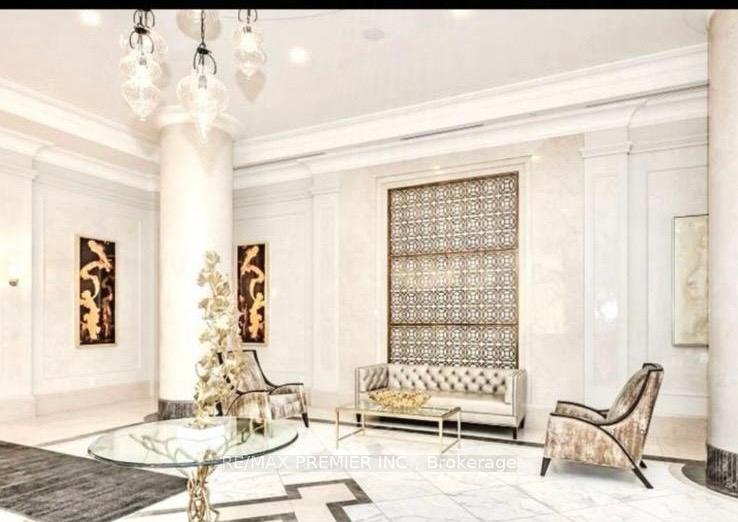 2 Bedrooms Condo at 36 Elm,  Mississauga For sale