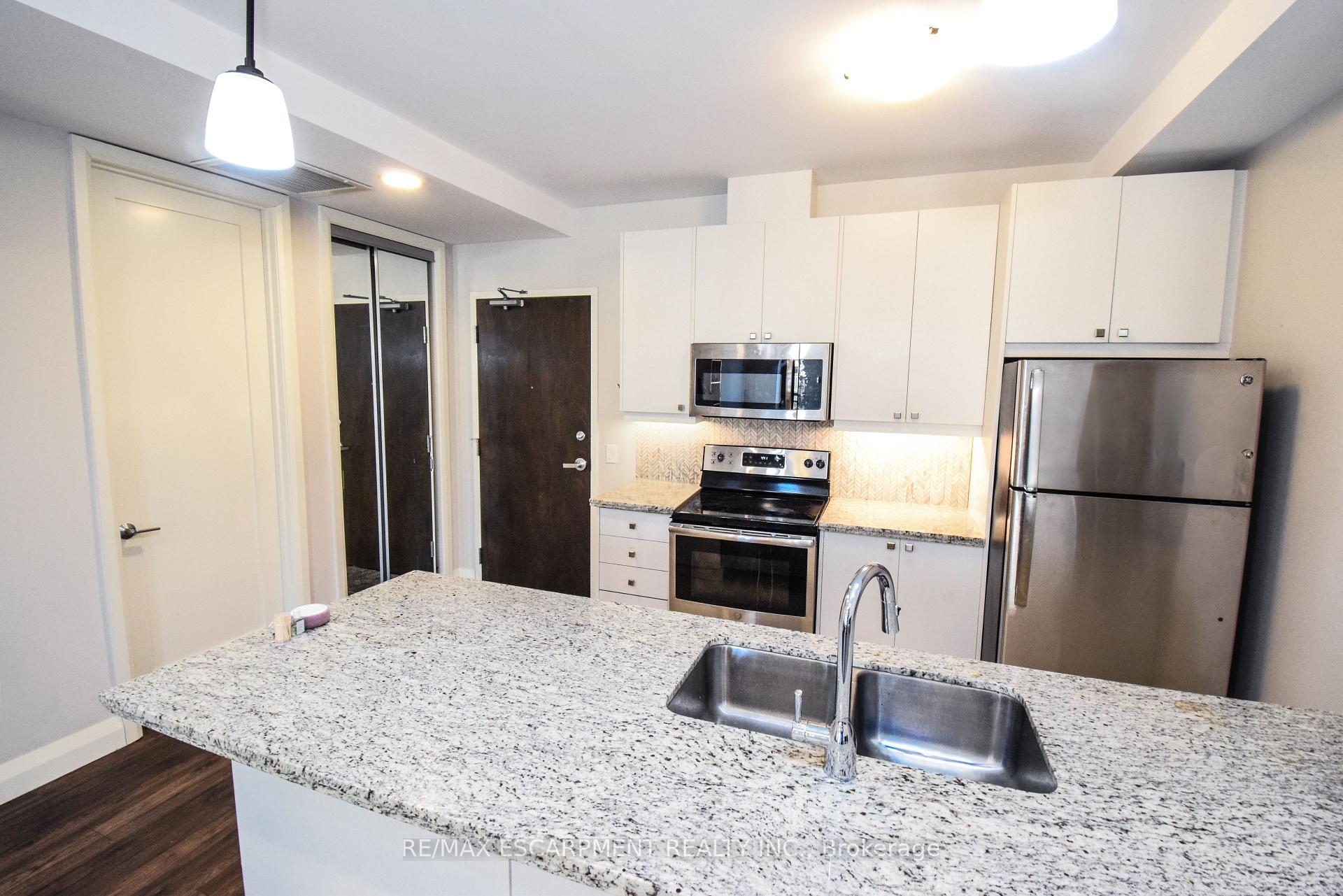 1 Bedroom Condo at 118 King,  Hamilton For sale