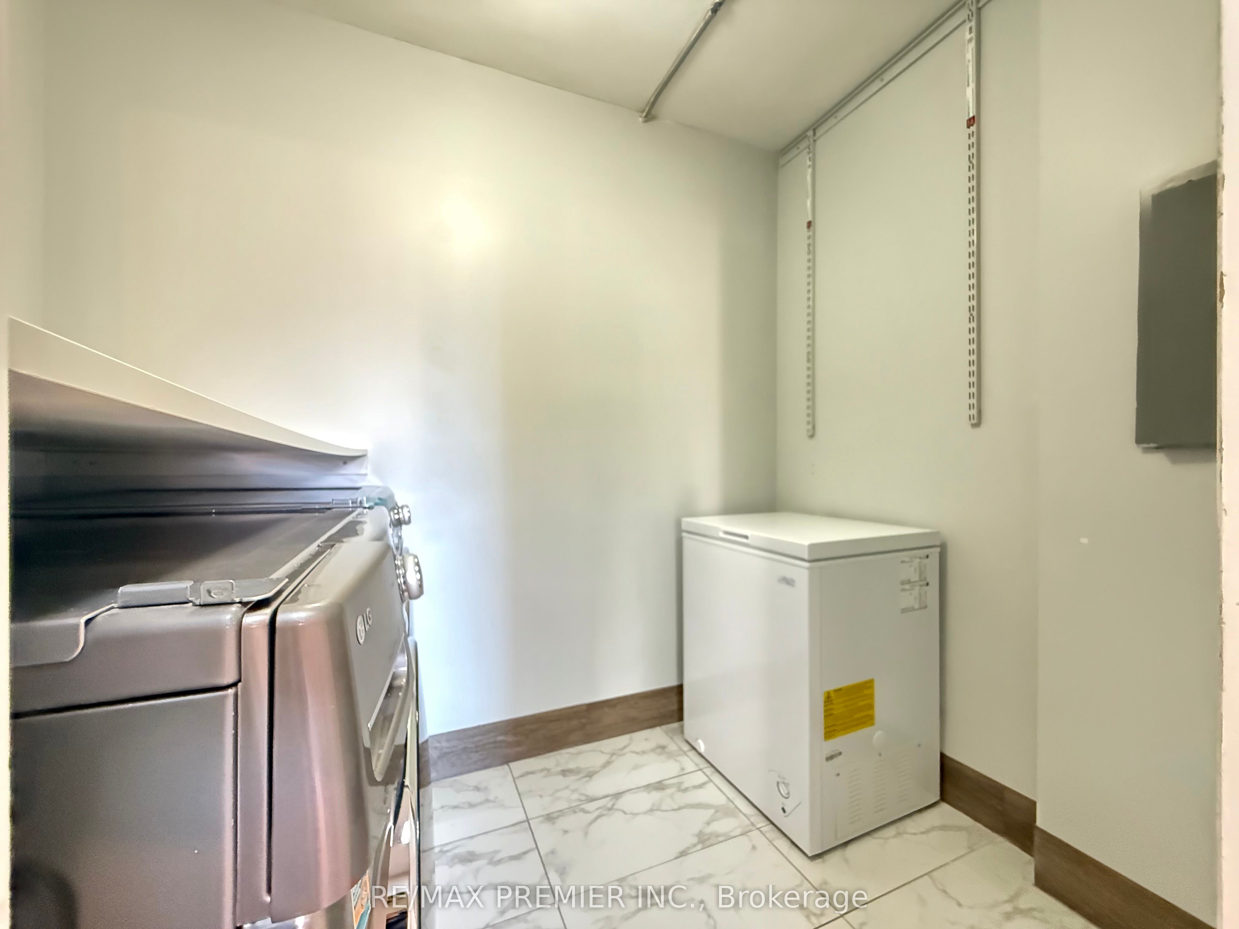 31 Four Winds Drive, #502