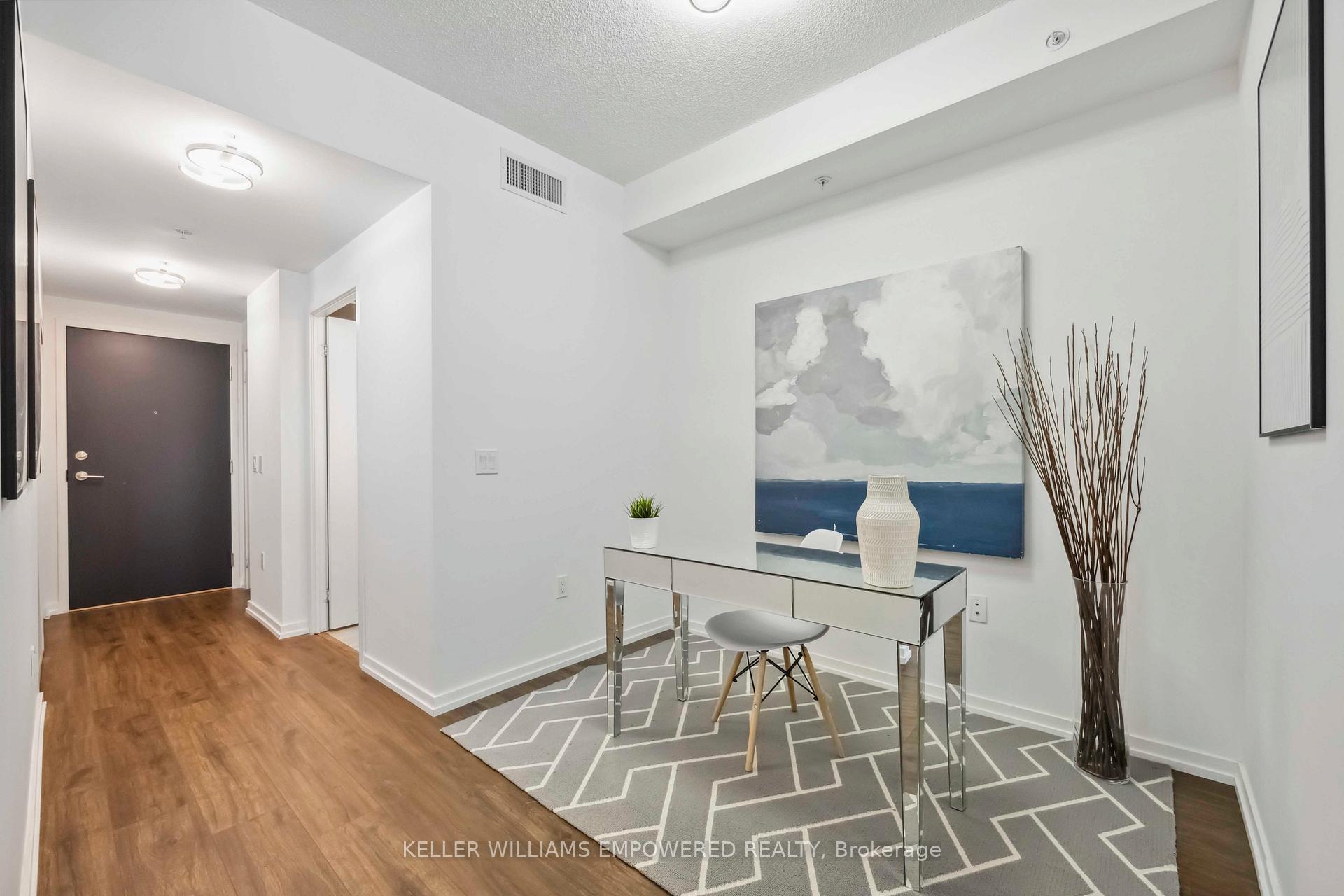 3 Bedrooms Condo at 3237 Bayview, Toronto For sale