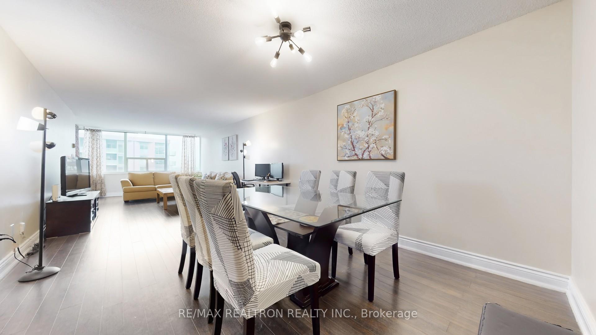 3 Bedrooms Condo at 45 Huntingdale, Toronto For sale