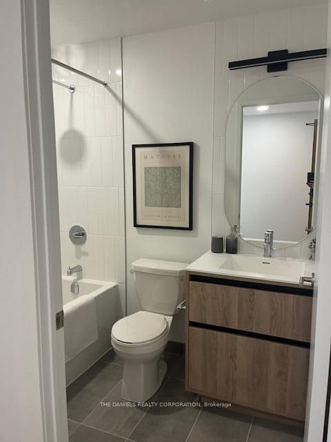 3 Bedrooms Condo at 7950 Bathurst,  Vaughan For sale