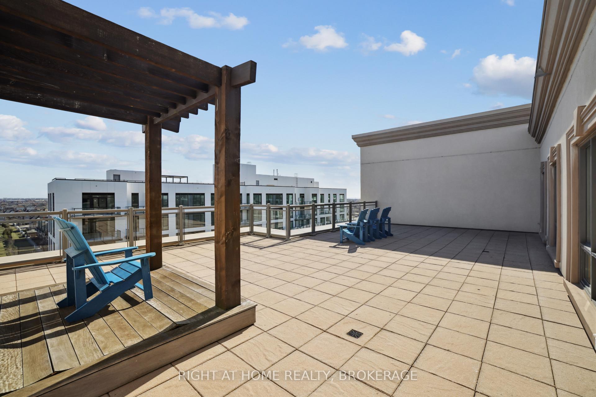 1 Bedroom Condo at 2486 Old Bronte, Oakville For sale