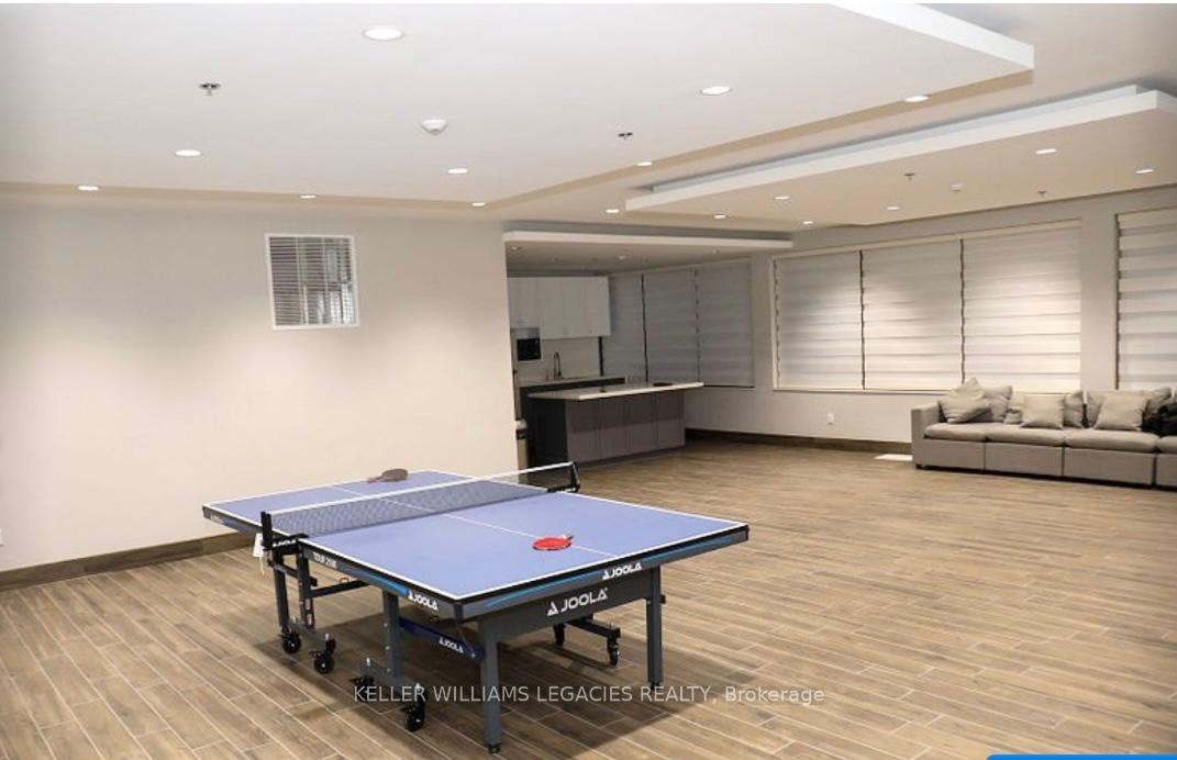 2 Bedrooms Condo at 715 Don Mills, Toronto For sale