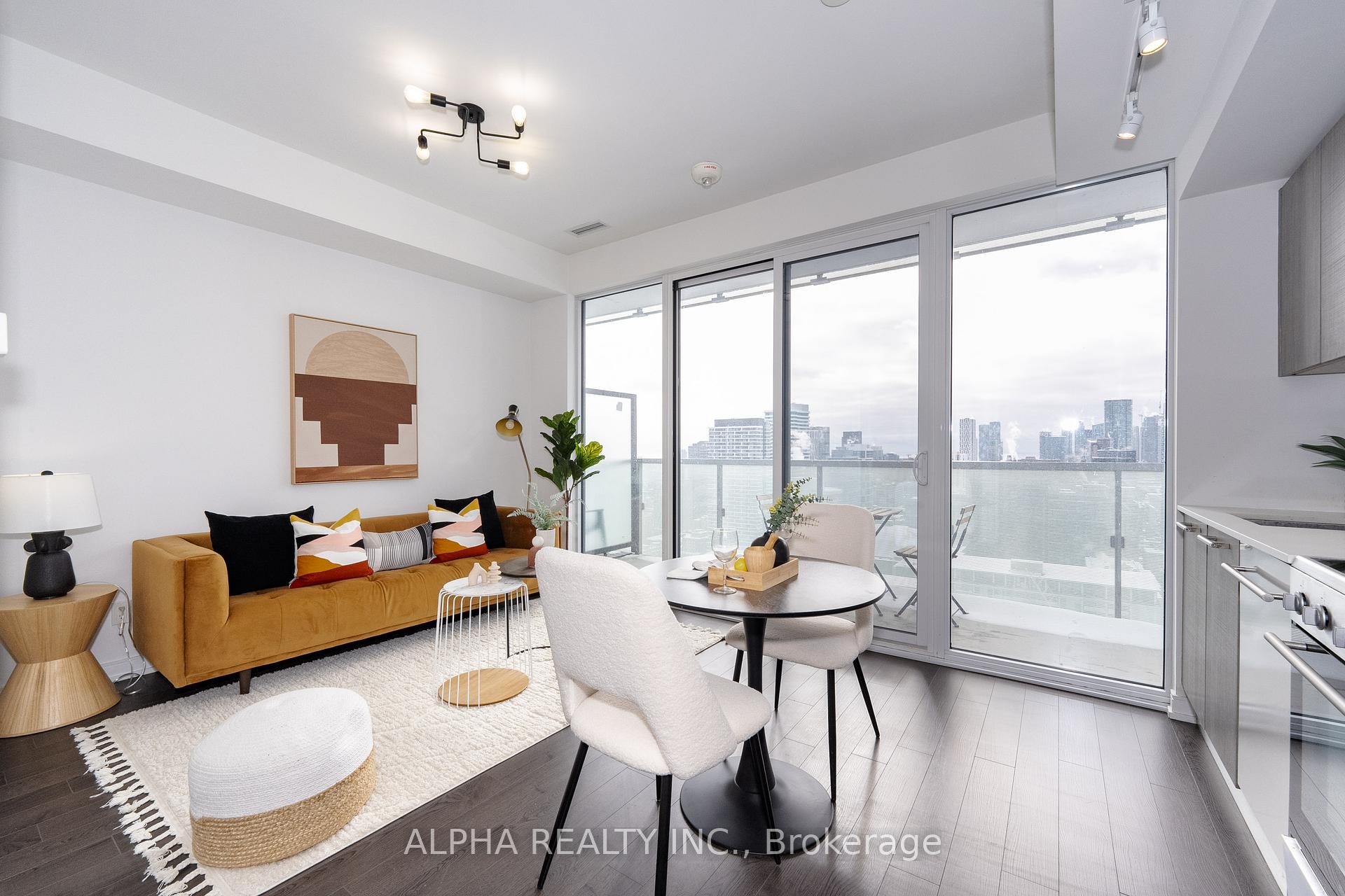 1 Bedroom Condo at 28 Wellesley,  Toronto For sale