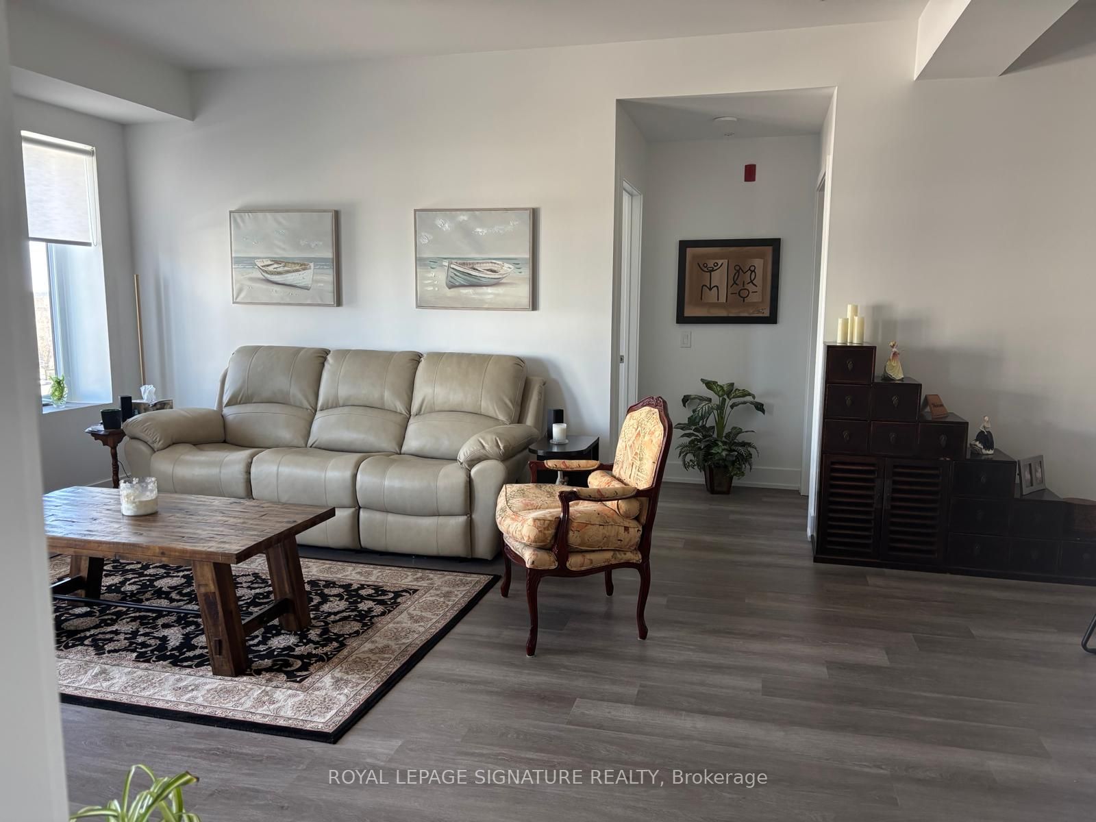 19A West Street N, #405
