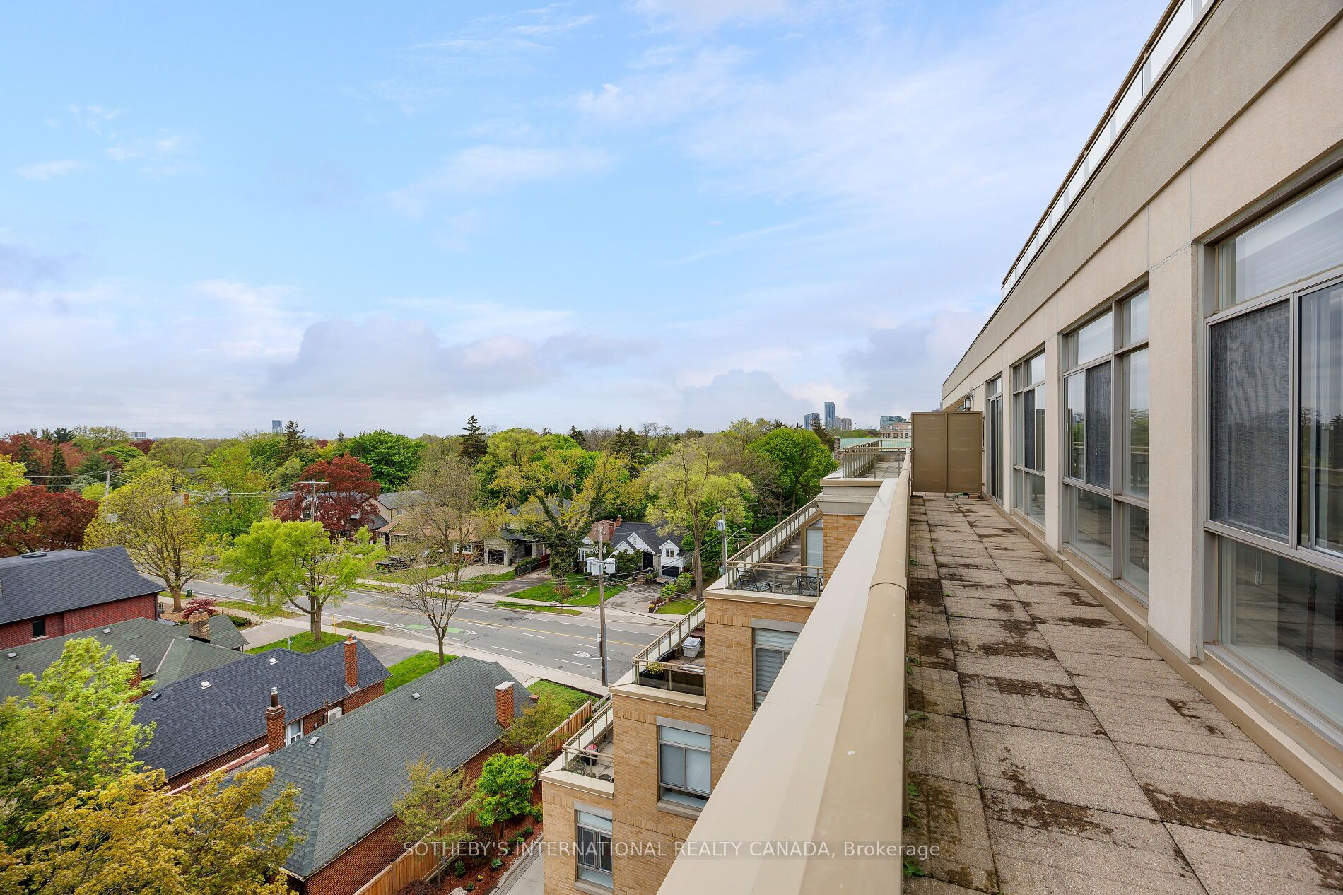 935 Royal York Road, #601