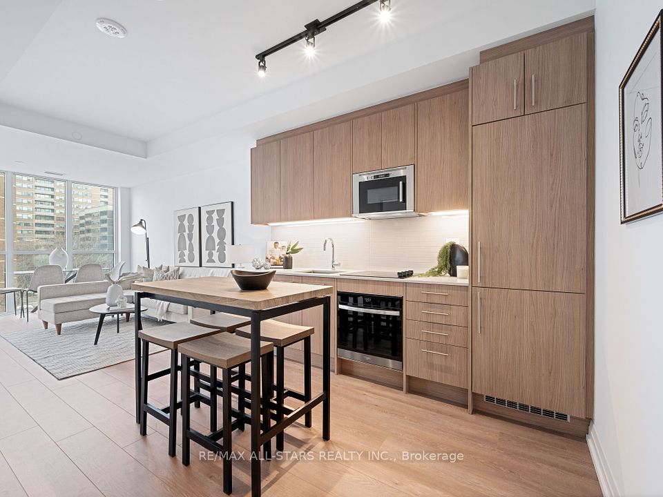 286 Main