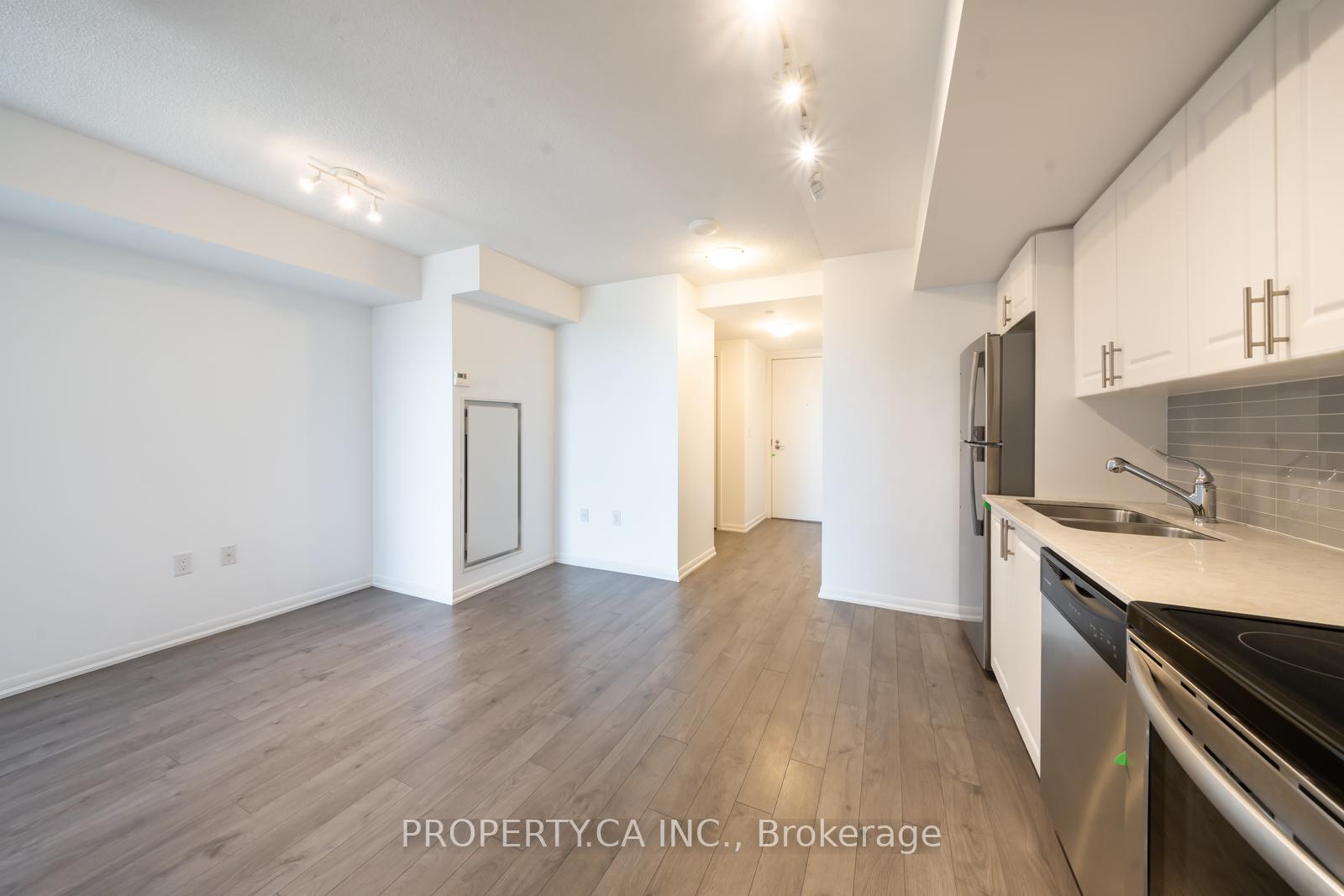 1 Bedroom Condo at 3091 Dufferin,  Toronto For sale