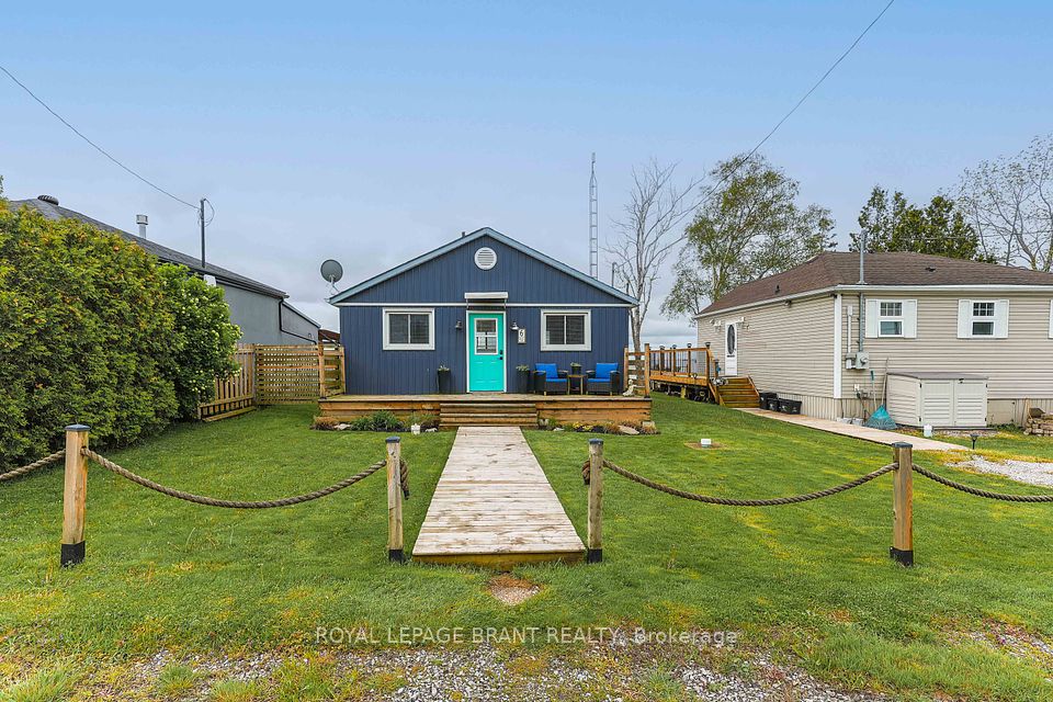 6 Hickory Beach