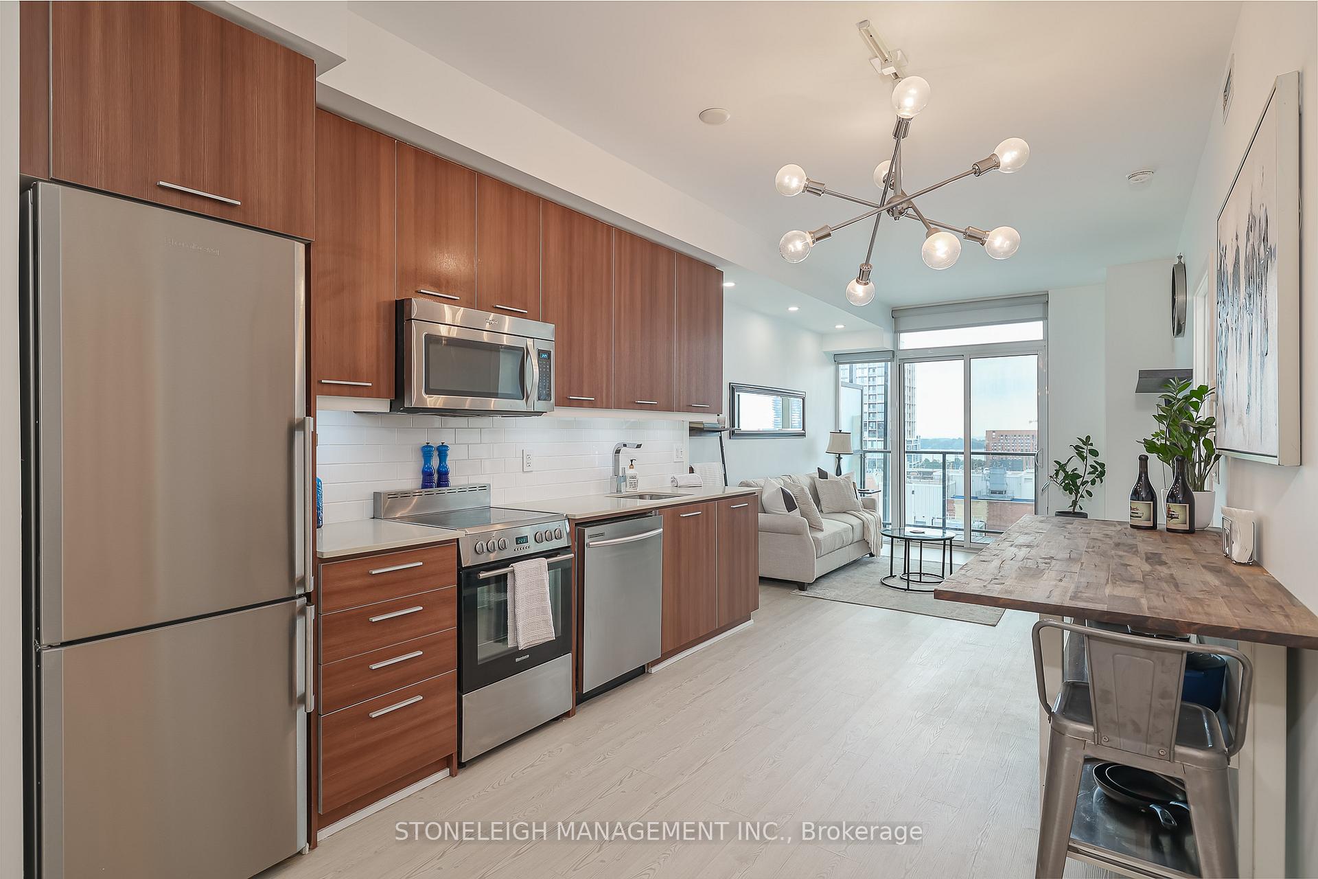 2 Bedrooms Condo at 105 George,  Toronto For sale