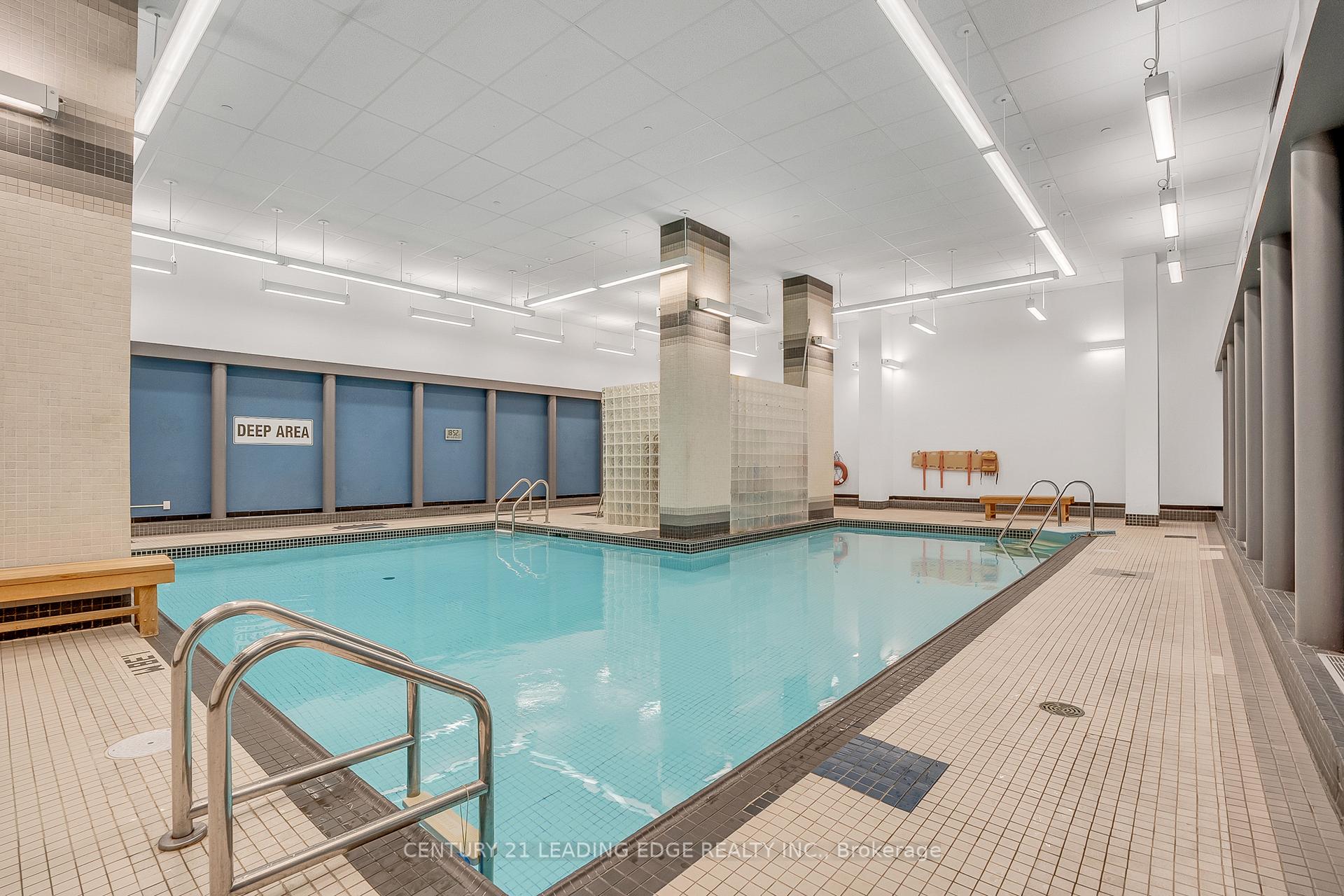 3 Bedrooms Condo at 705 King, Toronto For sale