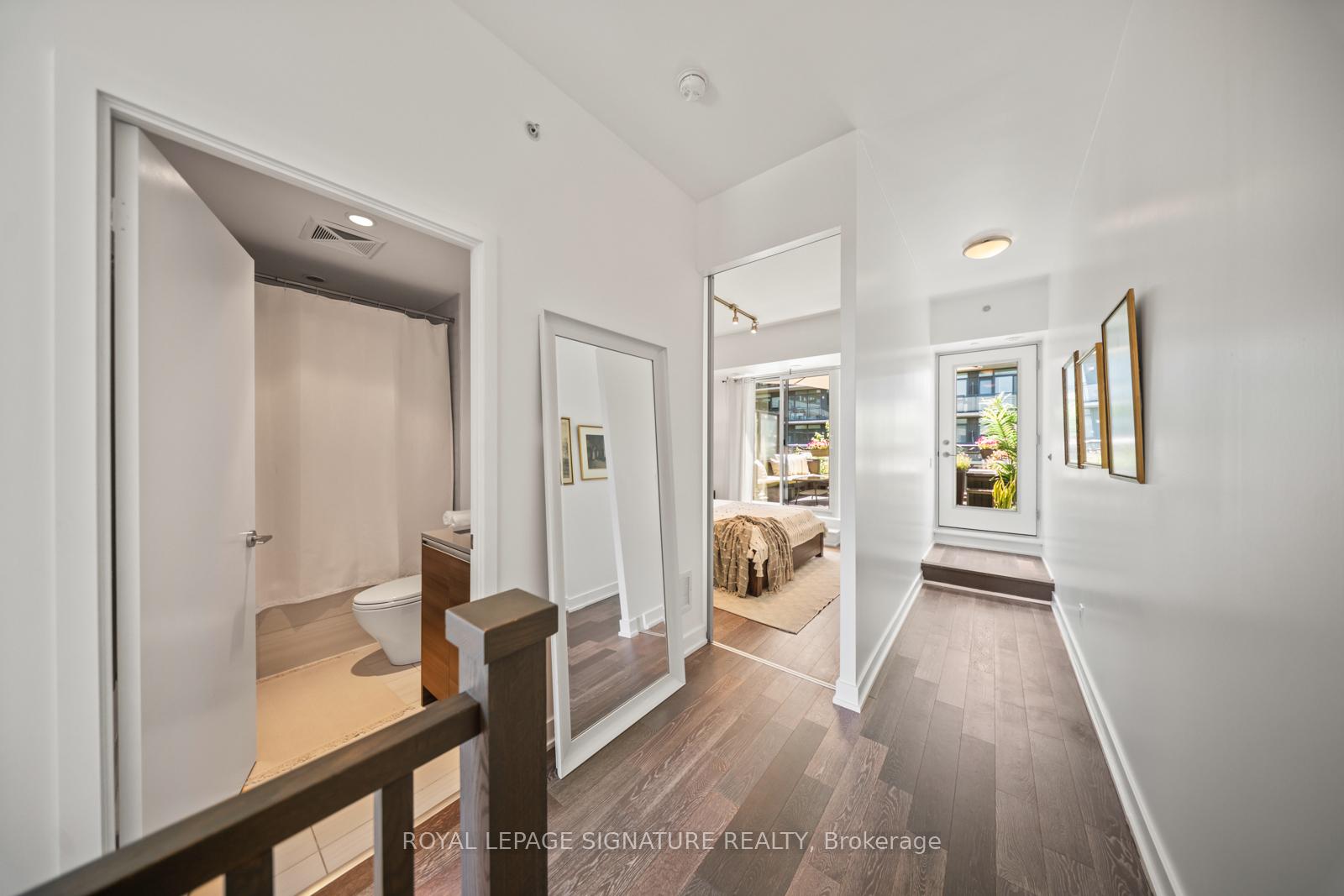 2 Bedrooms Condo at 1190 Dundas, Toronto For sale