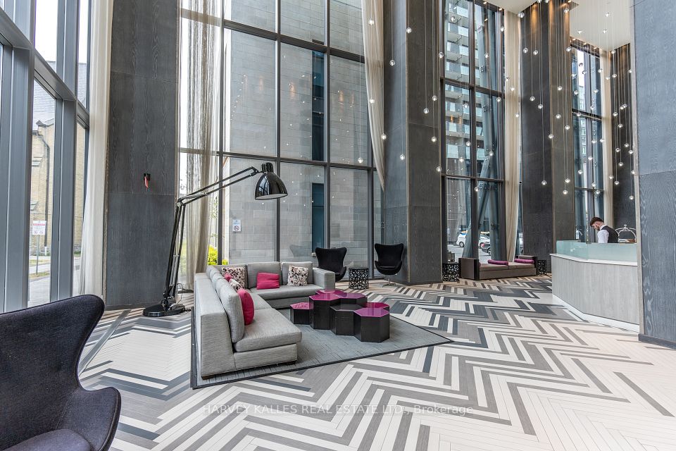1080 Bay Street 4502