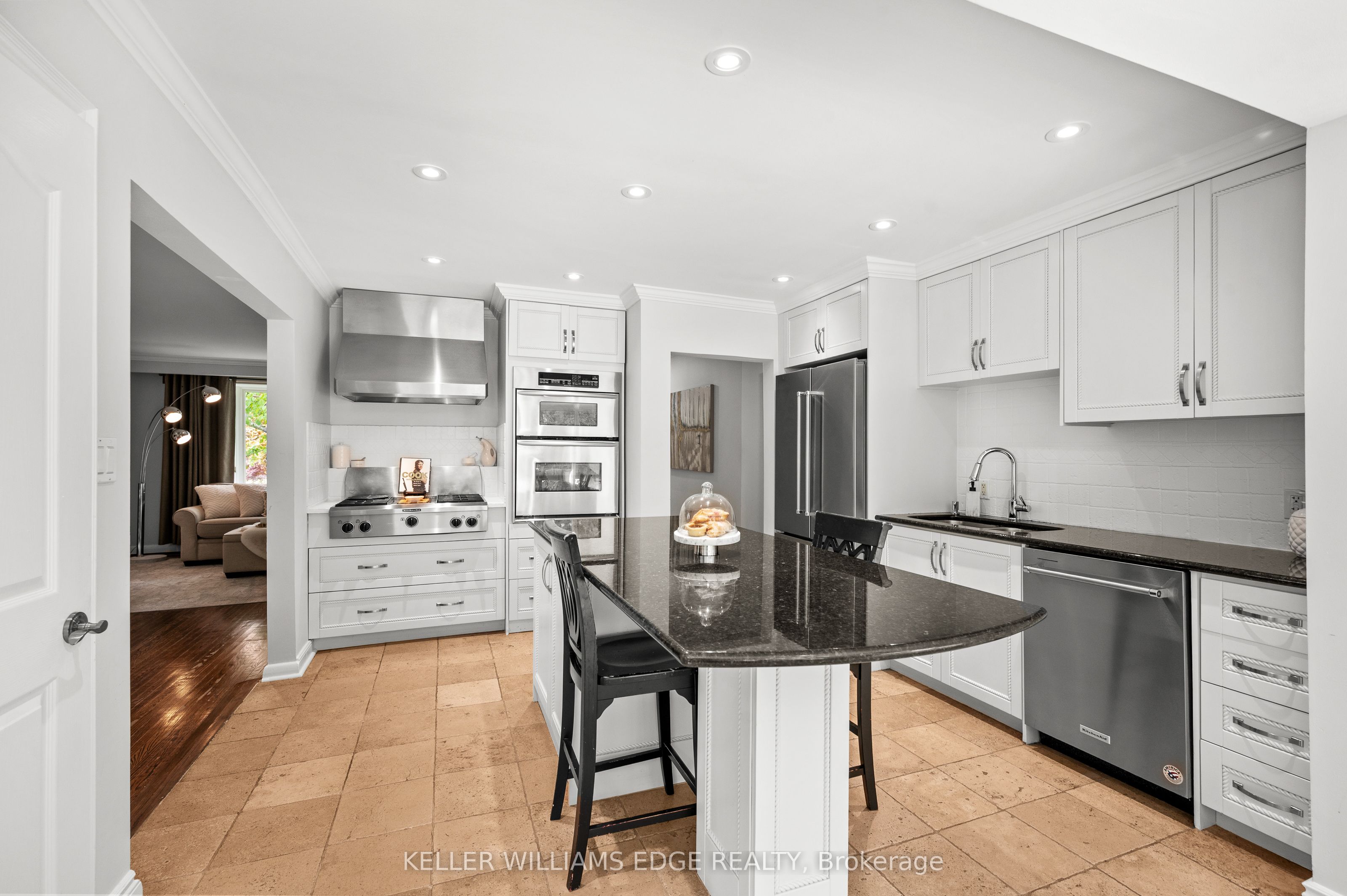 1589 Crediton Parkway