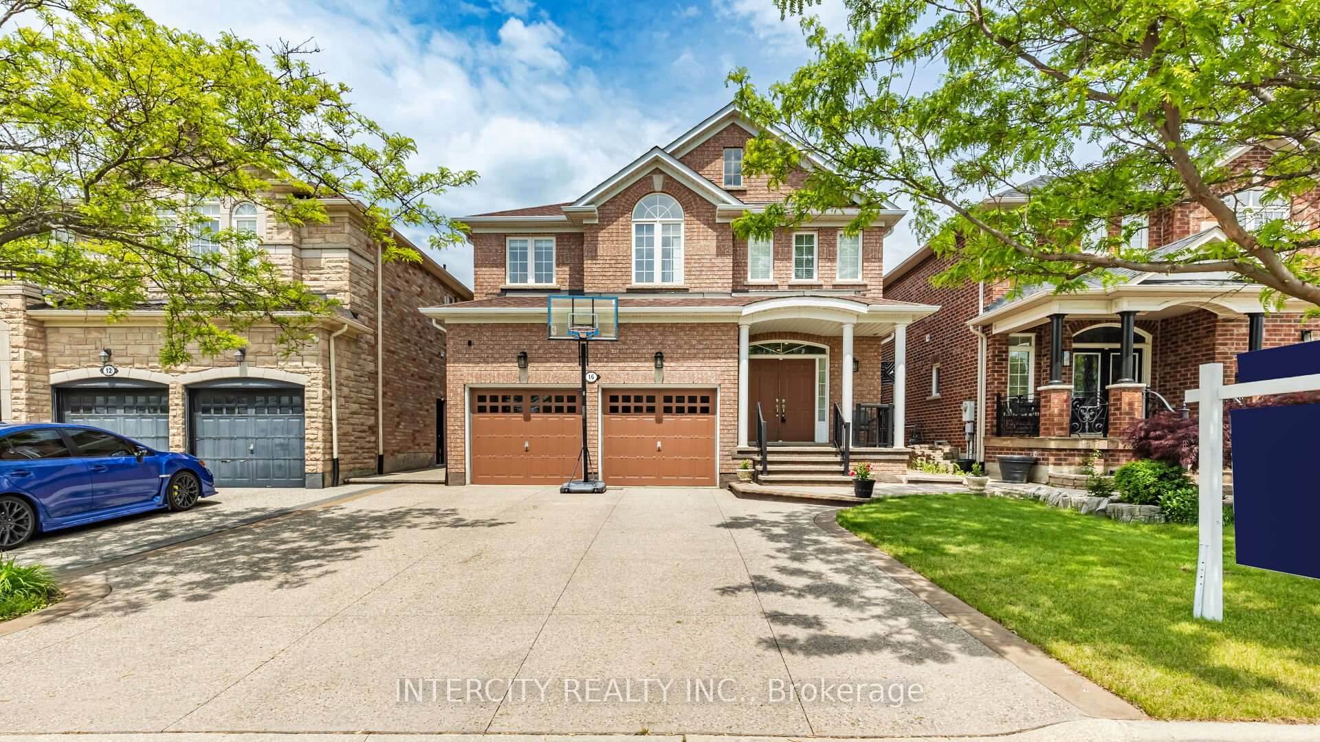 16 Venice Gate Drive Vaughan, Ontario Elegant Family Home in Vellore Village- 16 Venice Gate Dr. App. 2900 sq ft of luxurious living in this impeccably maintained 4+2 beds, 5 baths home. This beautiful home offers 4 beds and 3 full baths on 2nd floor and finished 2 bedroom basement with one full bath and huge modern kitchen with side entrance has potential for rental income. Featuring an open-concept and practical layout with separate Living, Dining, Family Room and Den on the main floor. Throughout gleaming Harwood floor & Pot lights on the main and 2nd floor, and a Huge Gourmet Kitchen with quartz countertop & backsplash with island . Concrete drive way with no side walk , total 6 car parking . Nicely finished backyard with beautiful exposed concrete which is perfect for your summer bbq and family get together. This home blends style and comfort effortlessly. Ideally located near Canada's Wonderland, Vaughan Mills, HWY 400, transit, restaurants, shopping, and more.This gem in Vellore Village is a must-see!