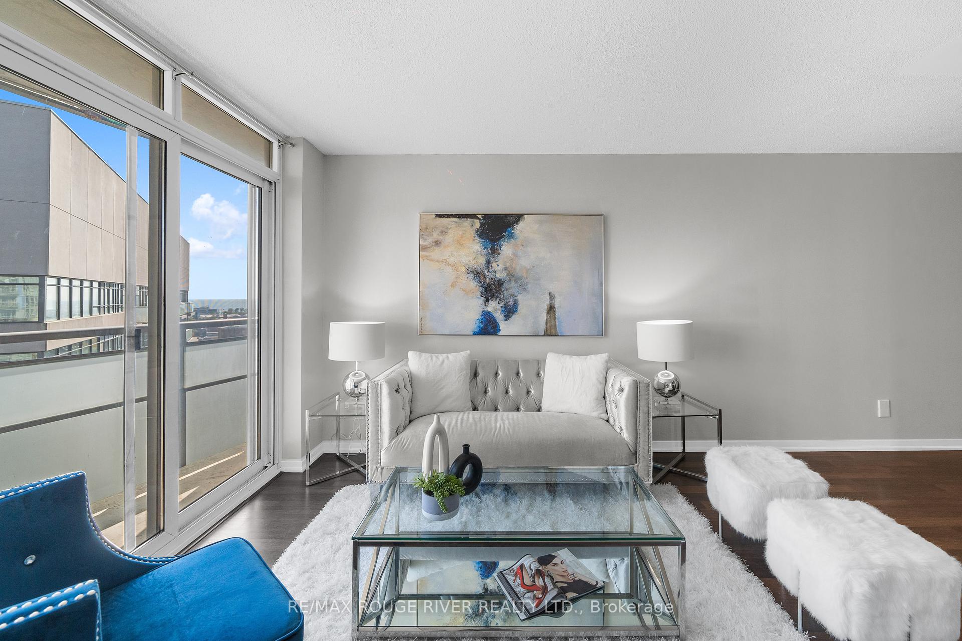 2 Bedrooms Condo at 38 Joe Shuster,  Toronto For sale