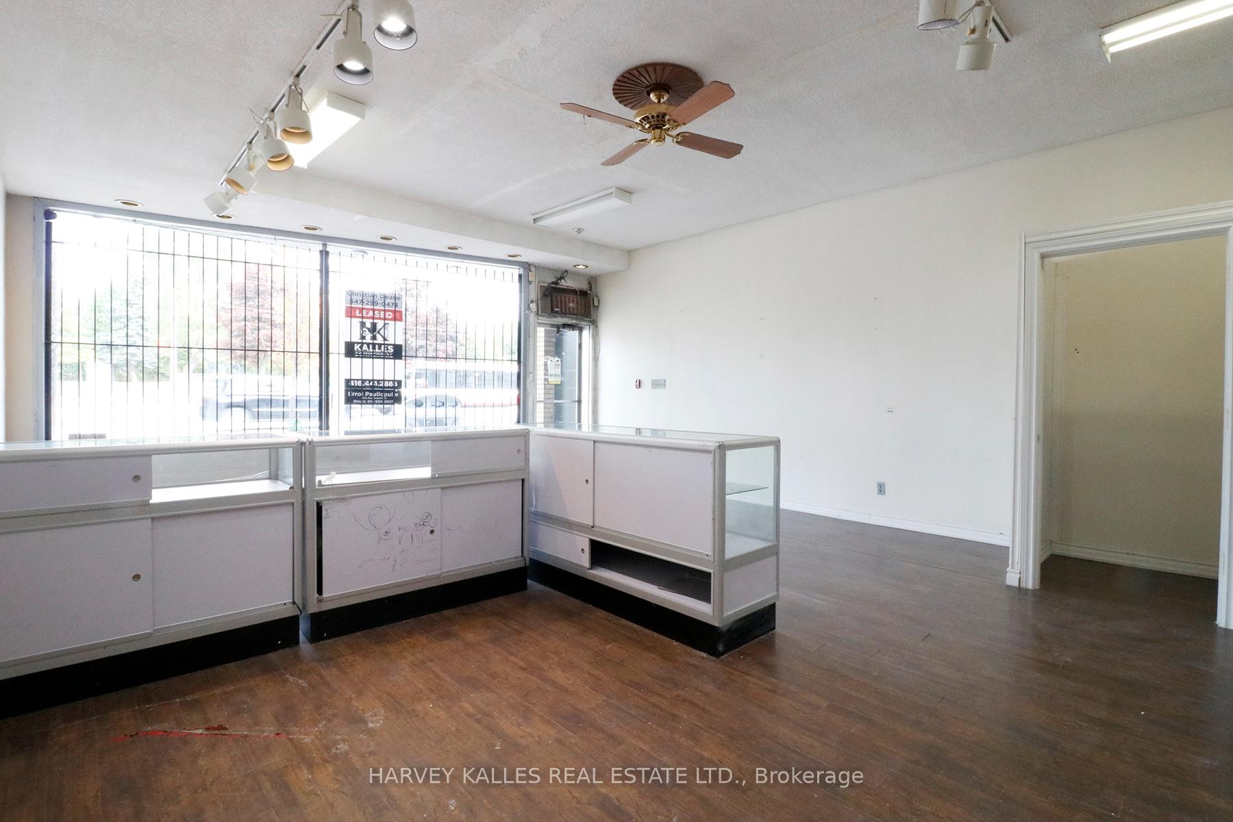 3811 Lake Shore Boulevard W